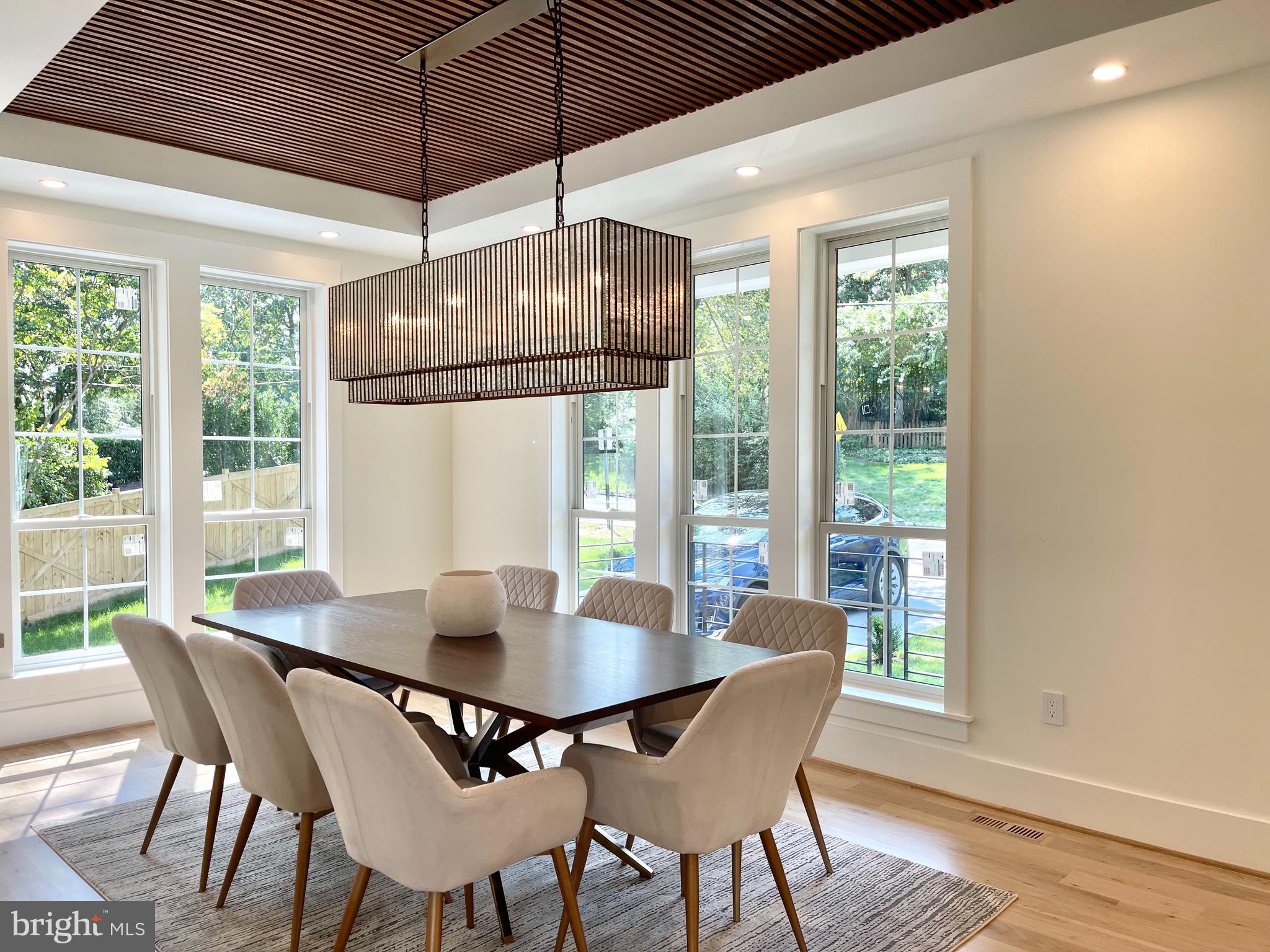 COUNTRY CLUB GROVE - Residential