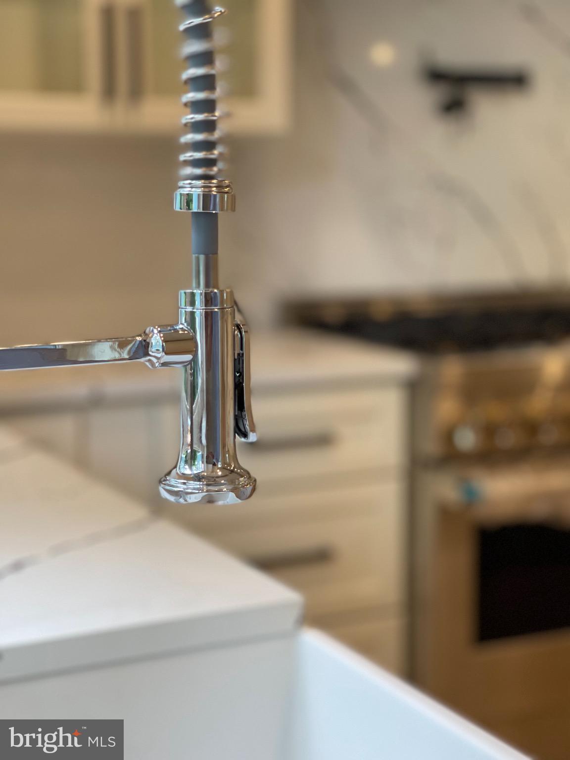 COUNTRY CLUB GROVE - Residential