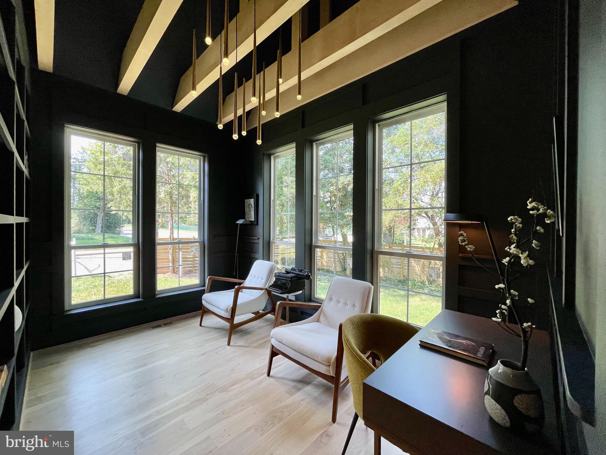 COUNTRY CLUB GROVE - Residential