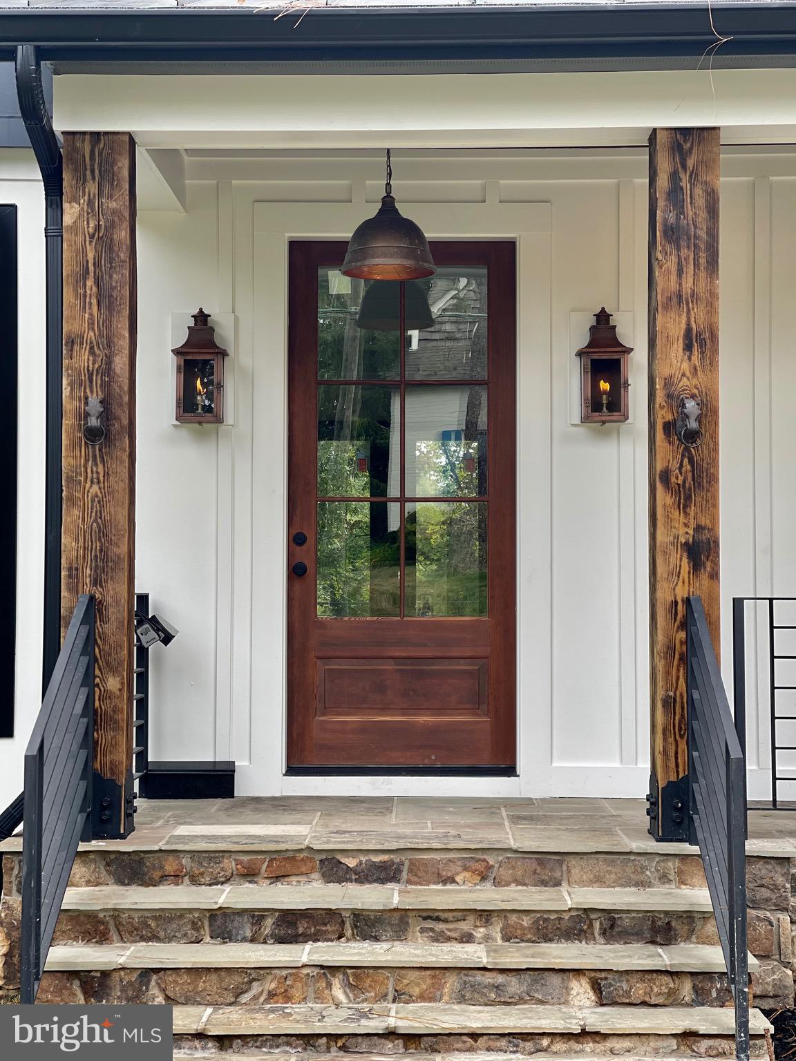 COUNTRY CLUB GROVE - Residential