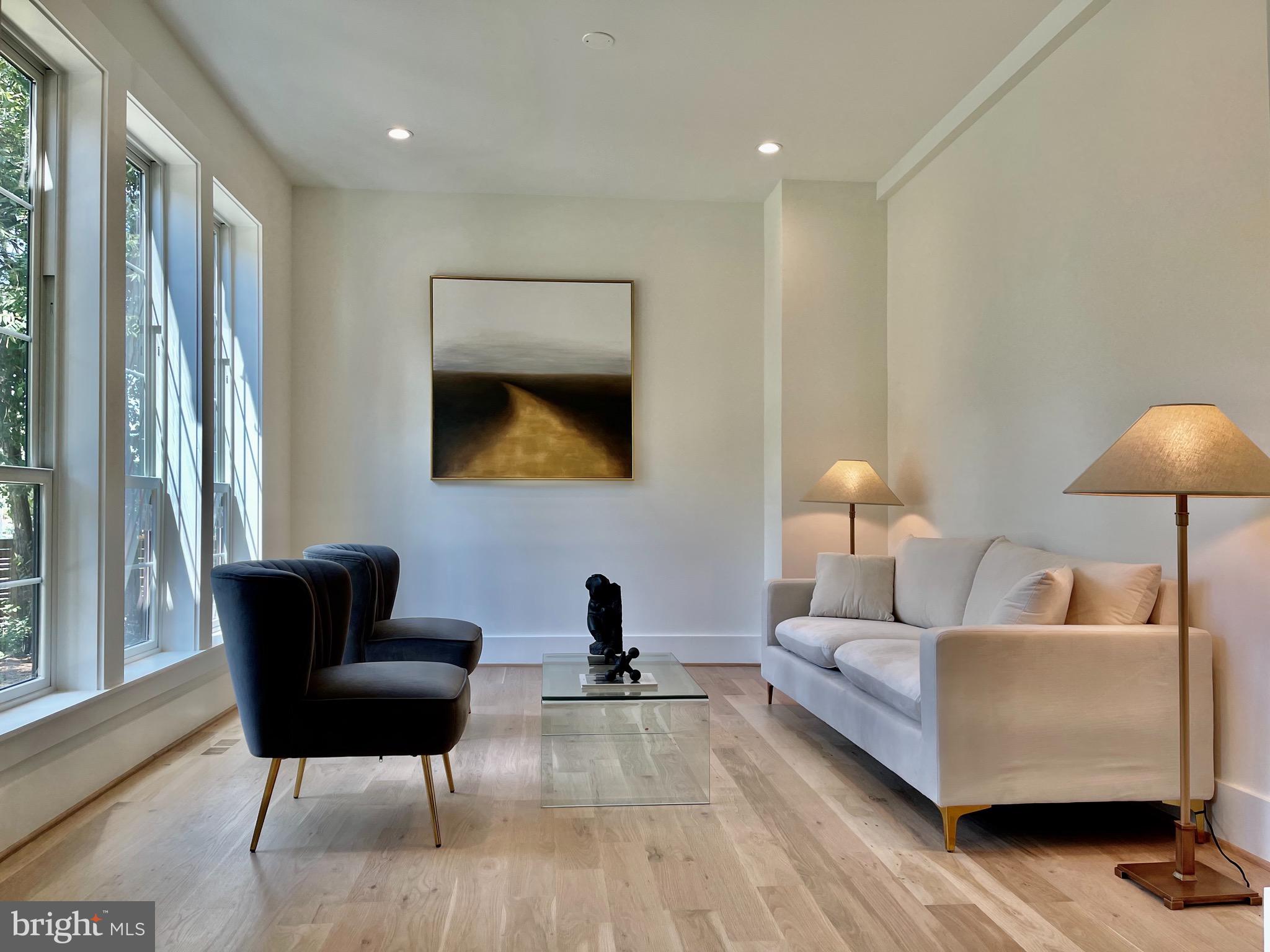 COUNTRY CLUB GROVE - Residential