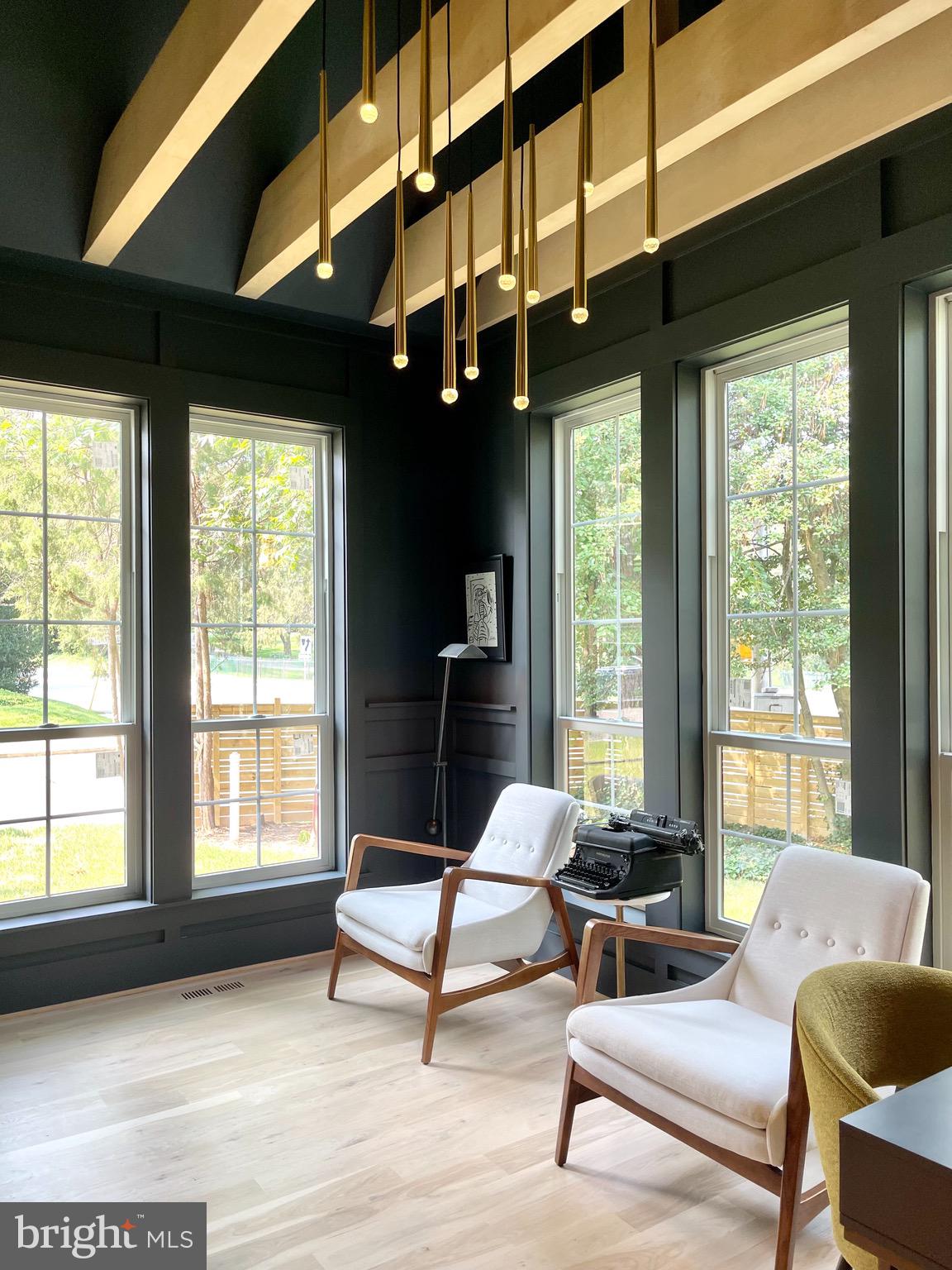 COUNTRY CLUB GROVE - Residential