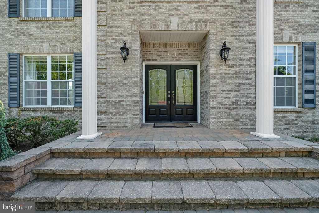 Photo of 901 Oakley Drive, FREEHOLD, NJ 07728 (MLS # NJMM2004614)