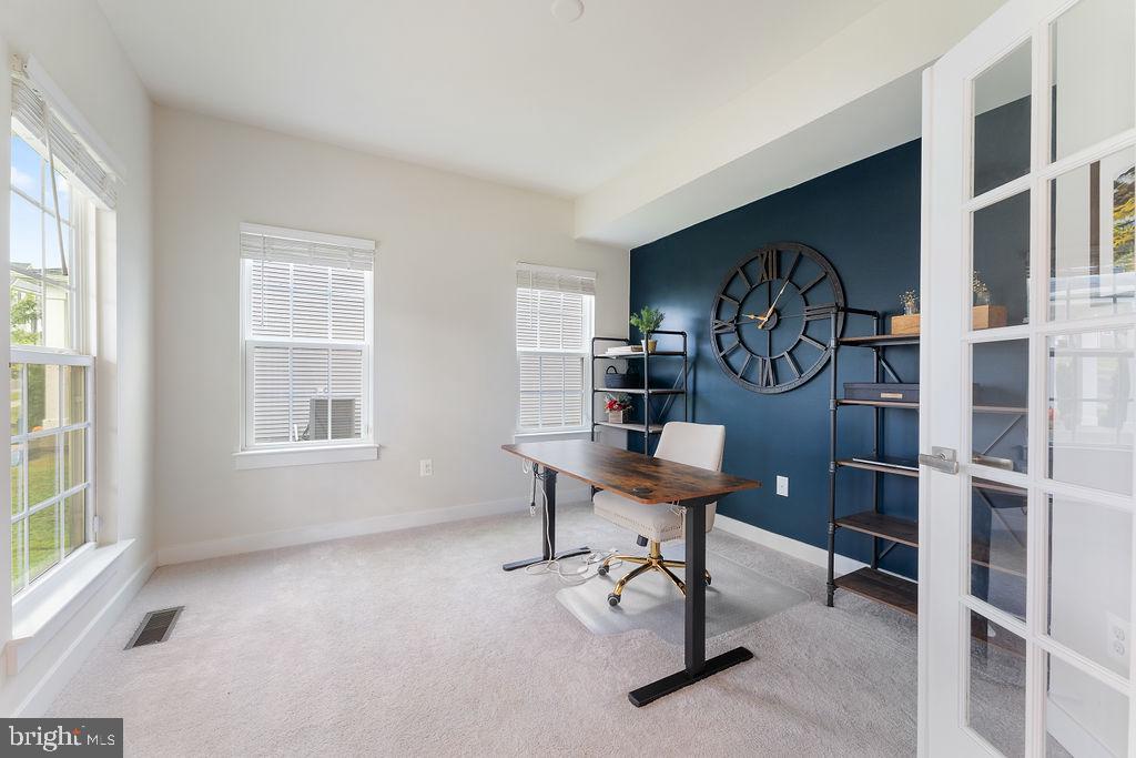 COURTHOUSE COMMONS - Residential