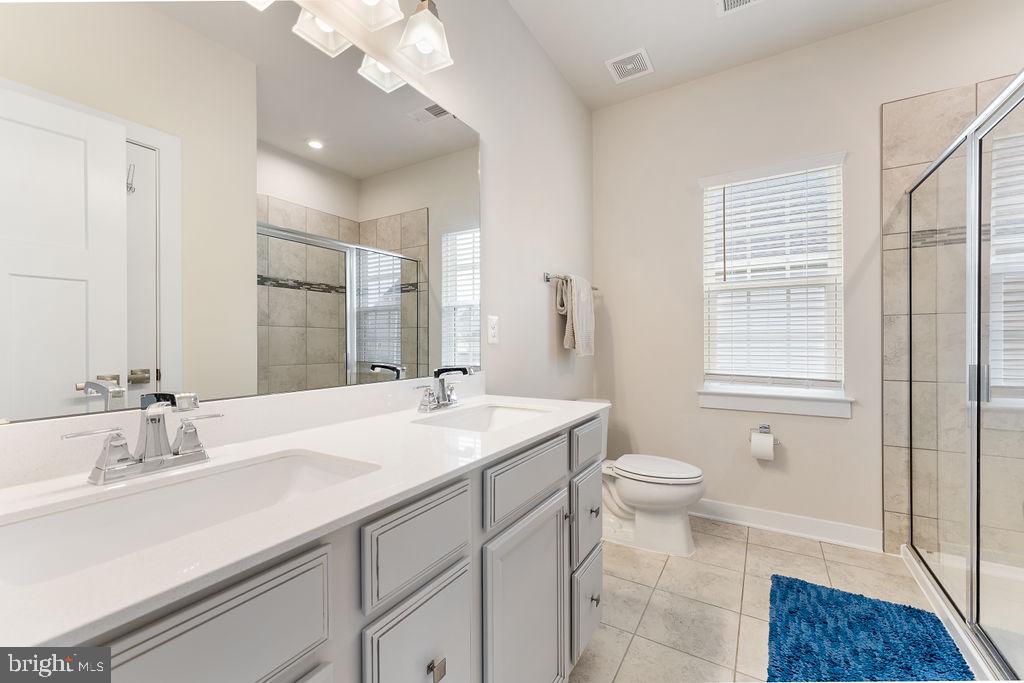 COURTHOUSE COMMONS - Residential