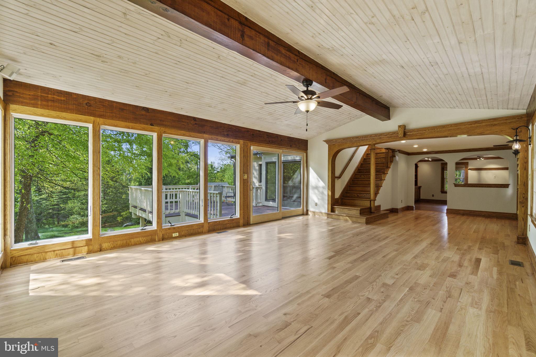 ELIZABETH FOX MOORE ESTA - Residential