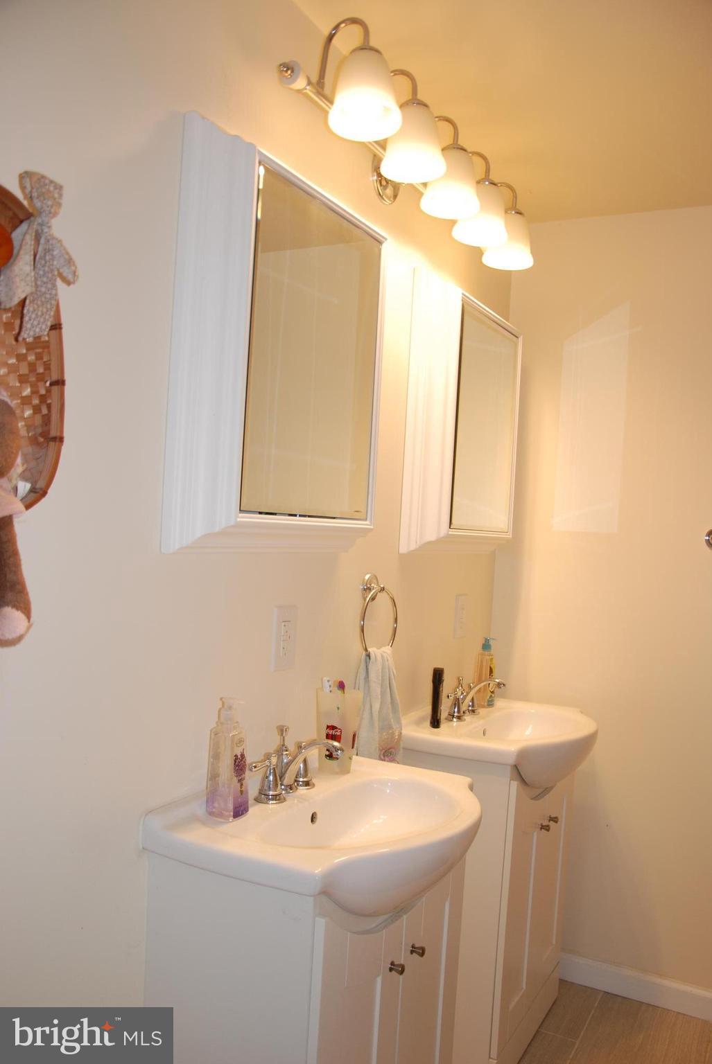 BRADFORD ESTATES - Residential