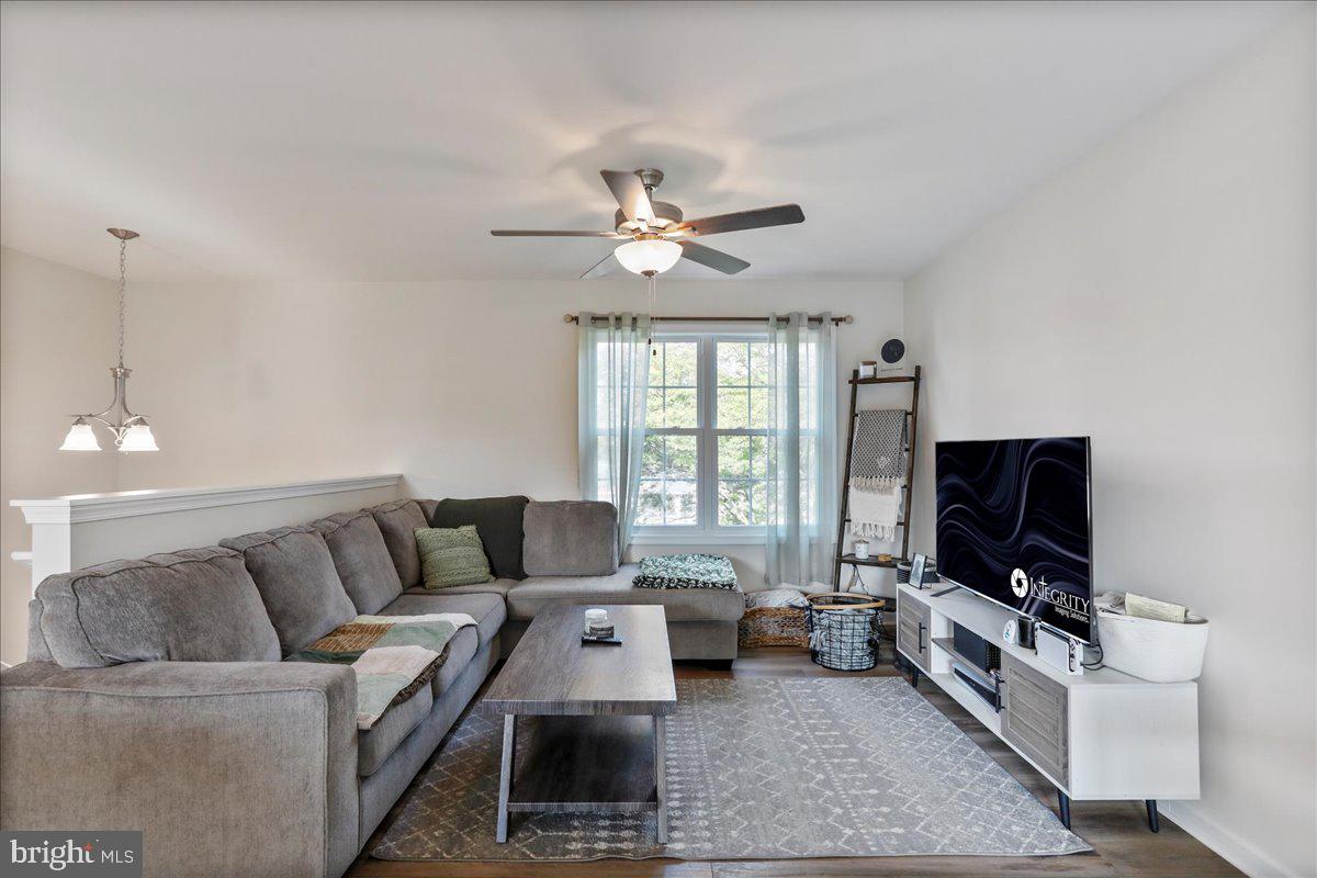 PIKEVIEW ACRES WEST - Residential