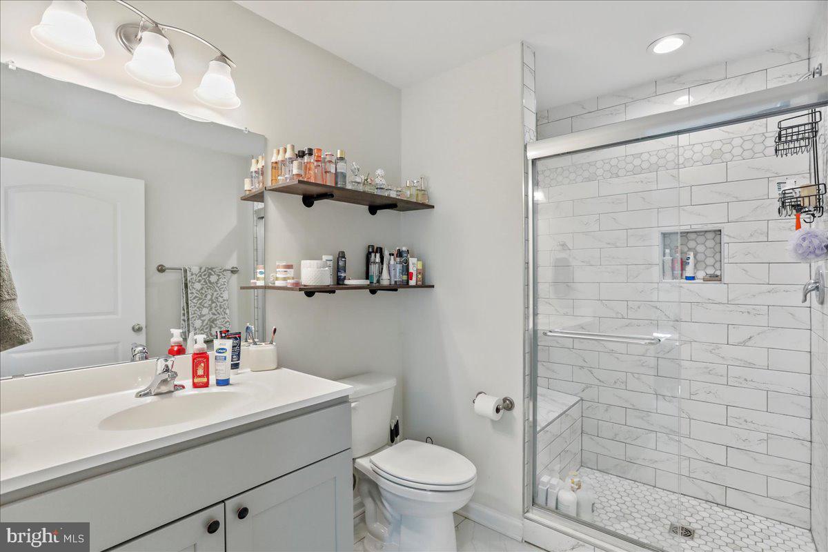 PIKEVIEW ACRES WEST - Residential