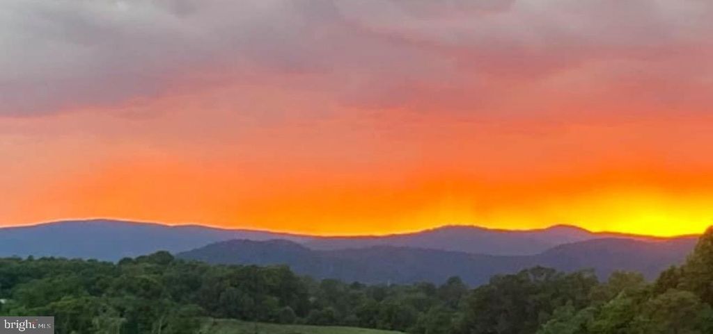 Photo of 40 Cherrywood Road, FRONT ROYAL, VA 22630 (MLS # VAWR2013764)