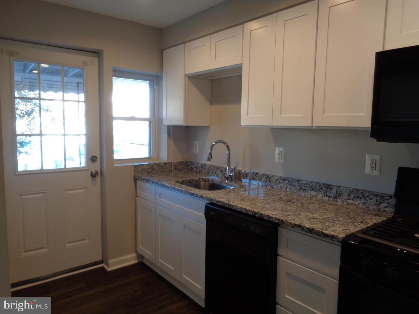 EASTFIELD - Residential Lease