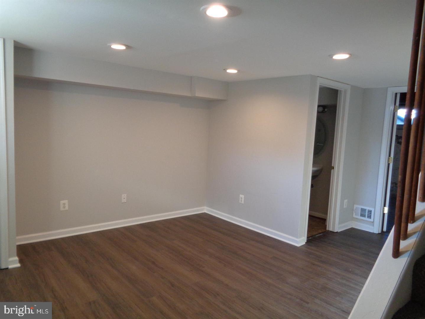 EASTFIELD - Residential Lease