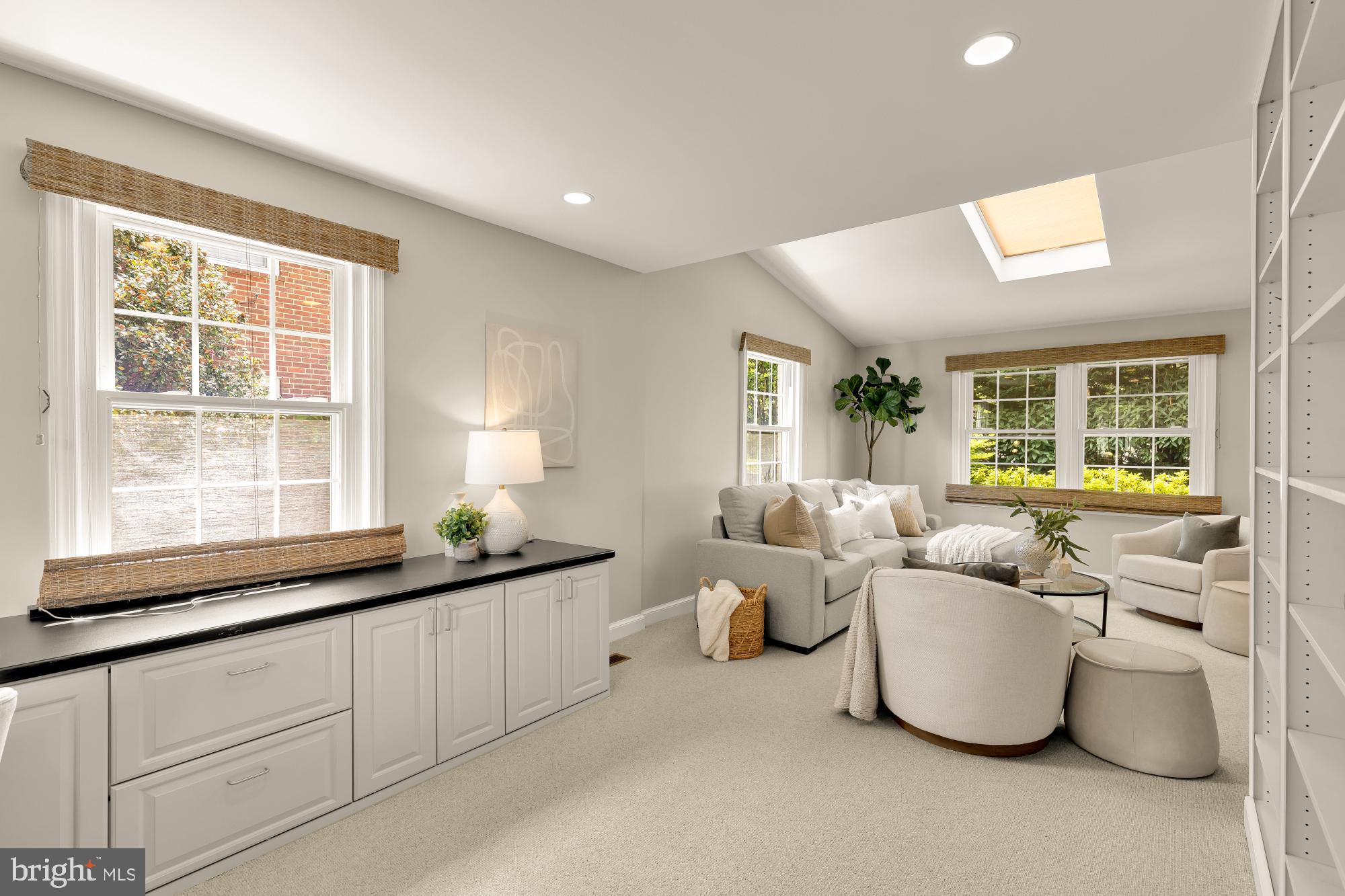 WHEATLEY HILLS - Residential