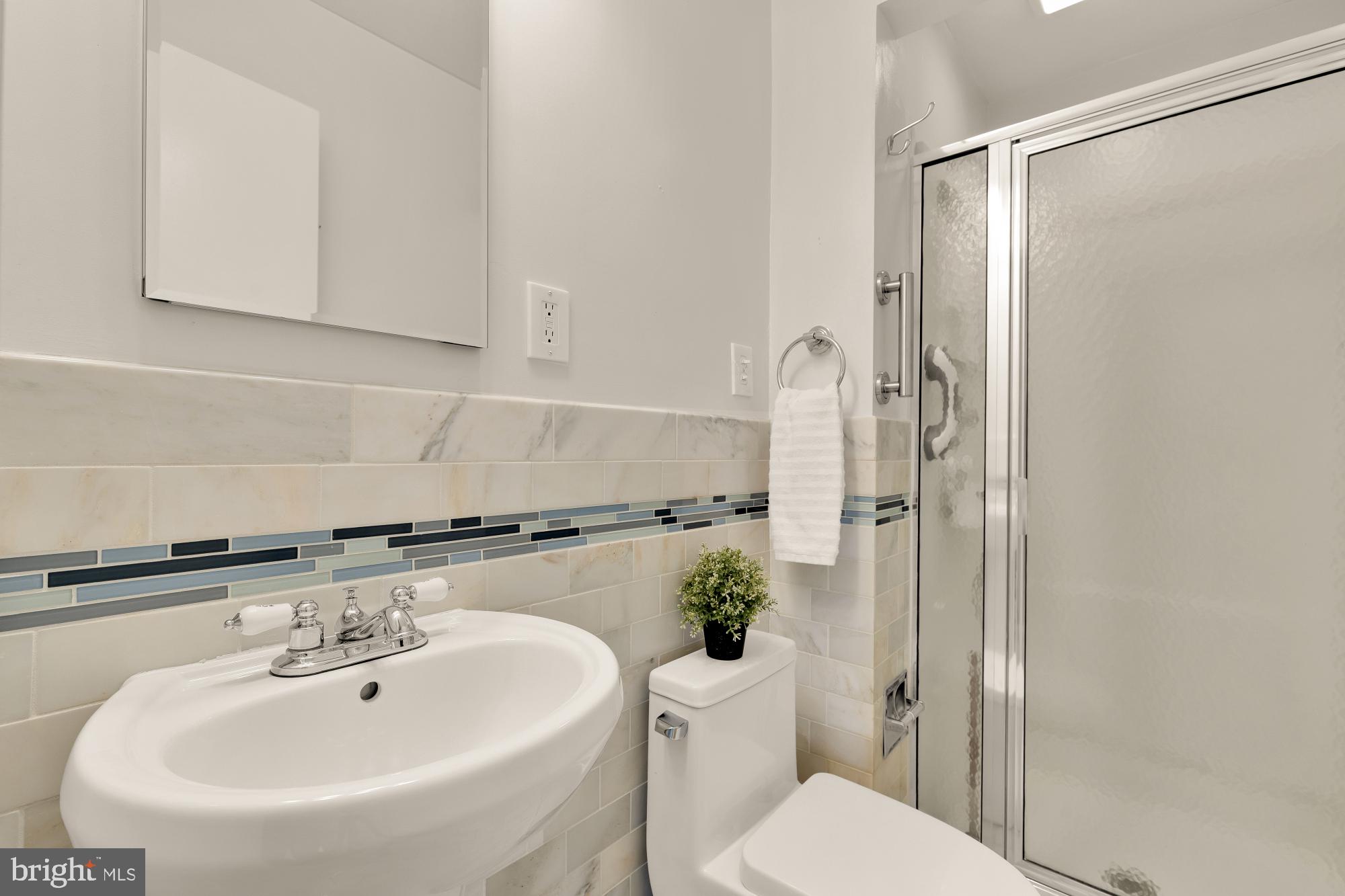 WHEATLEY HILLS - Residential