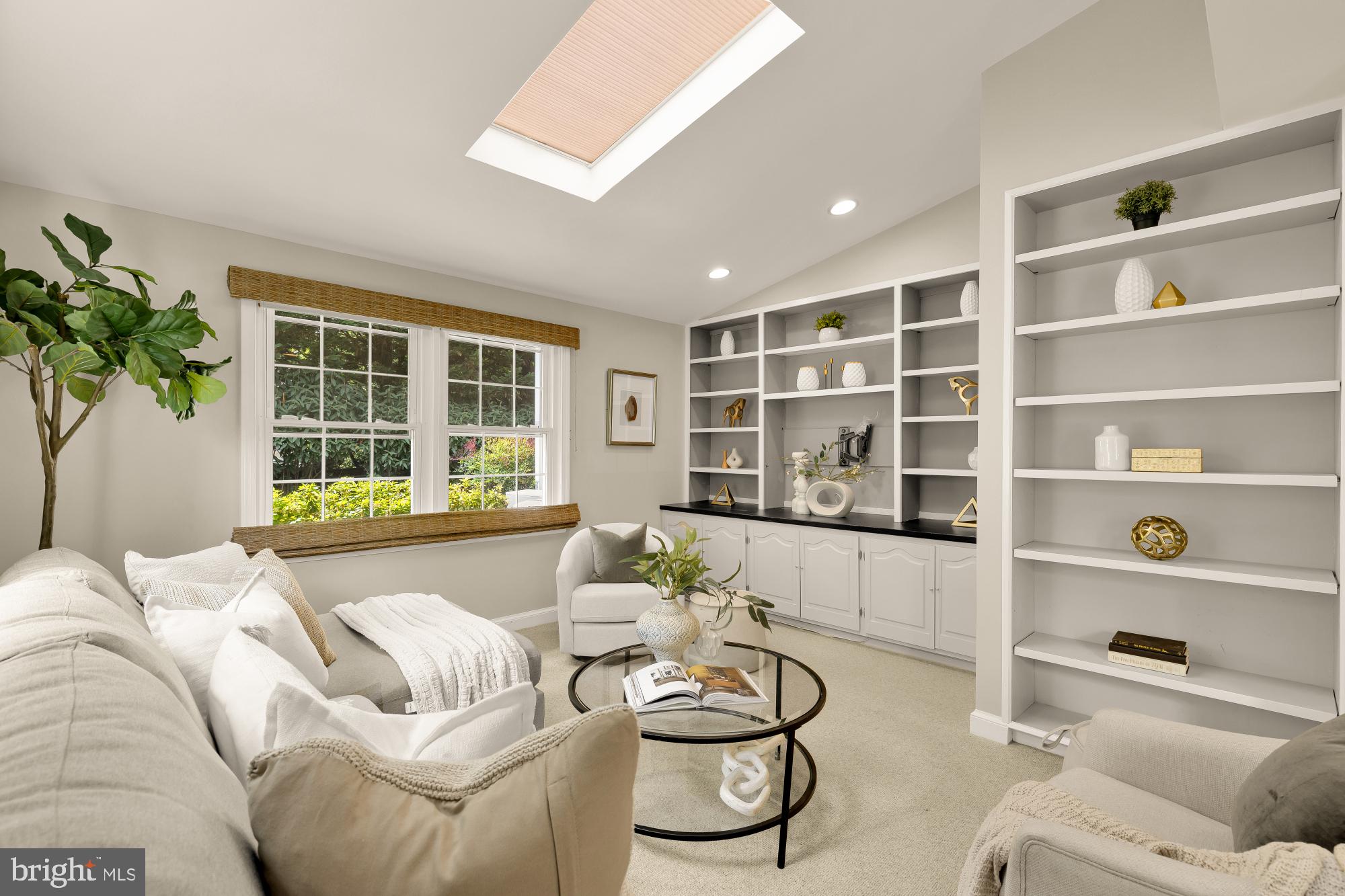 WHEATLEY HILLS - Residential