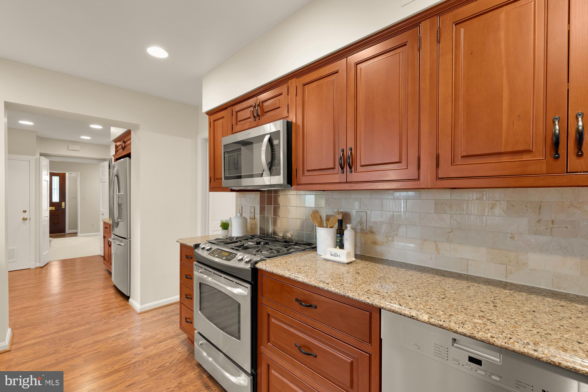 WHEATLEY HILLS - Residential