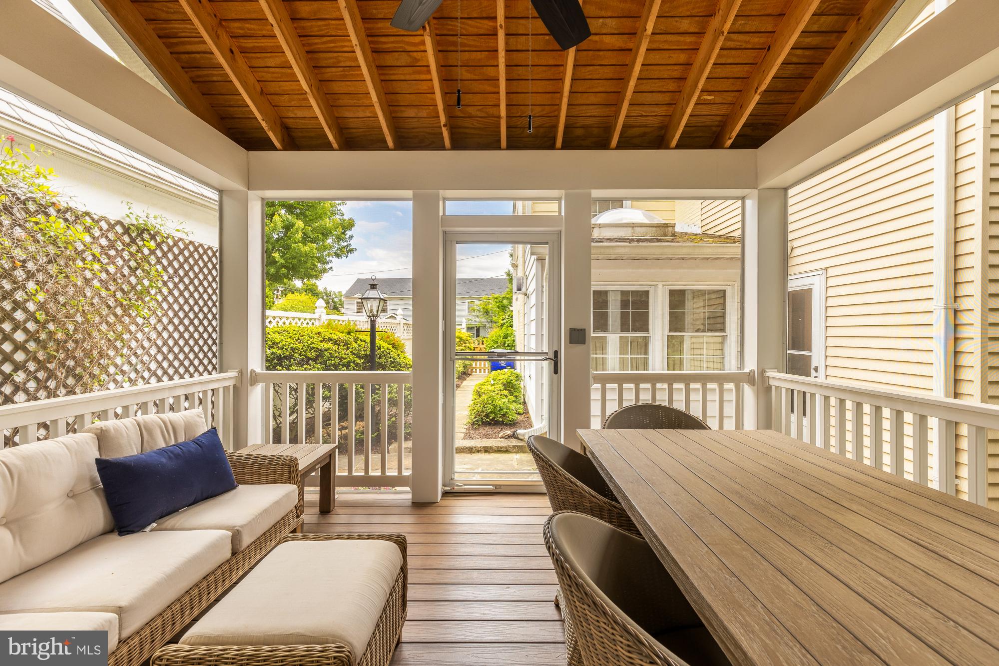 WHEATLEY HILLS - Residential