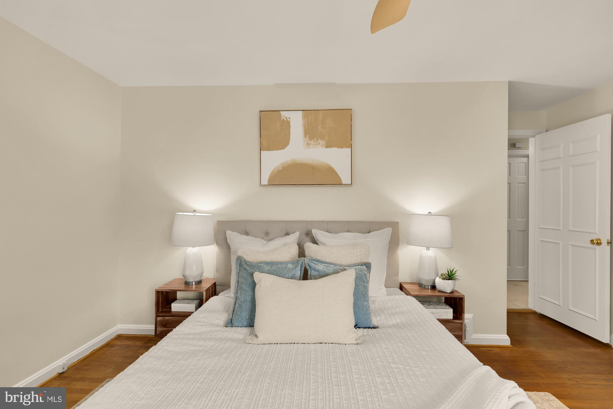 WHEATLEY HILLS - Residential