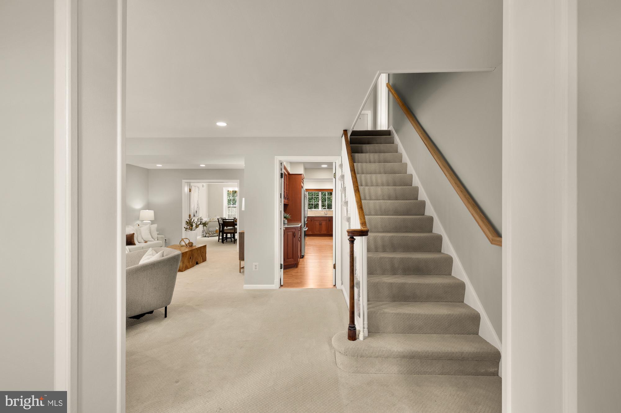 WHEATLEY HILLS - Residential