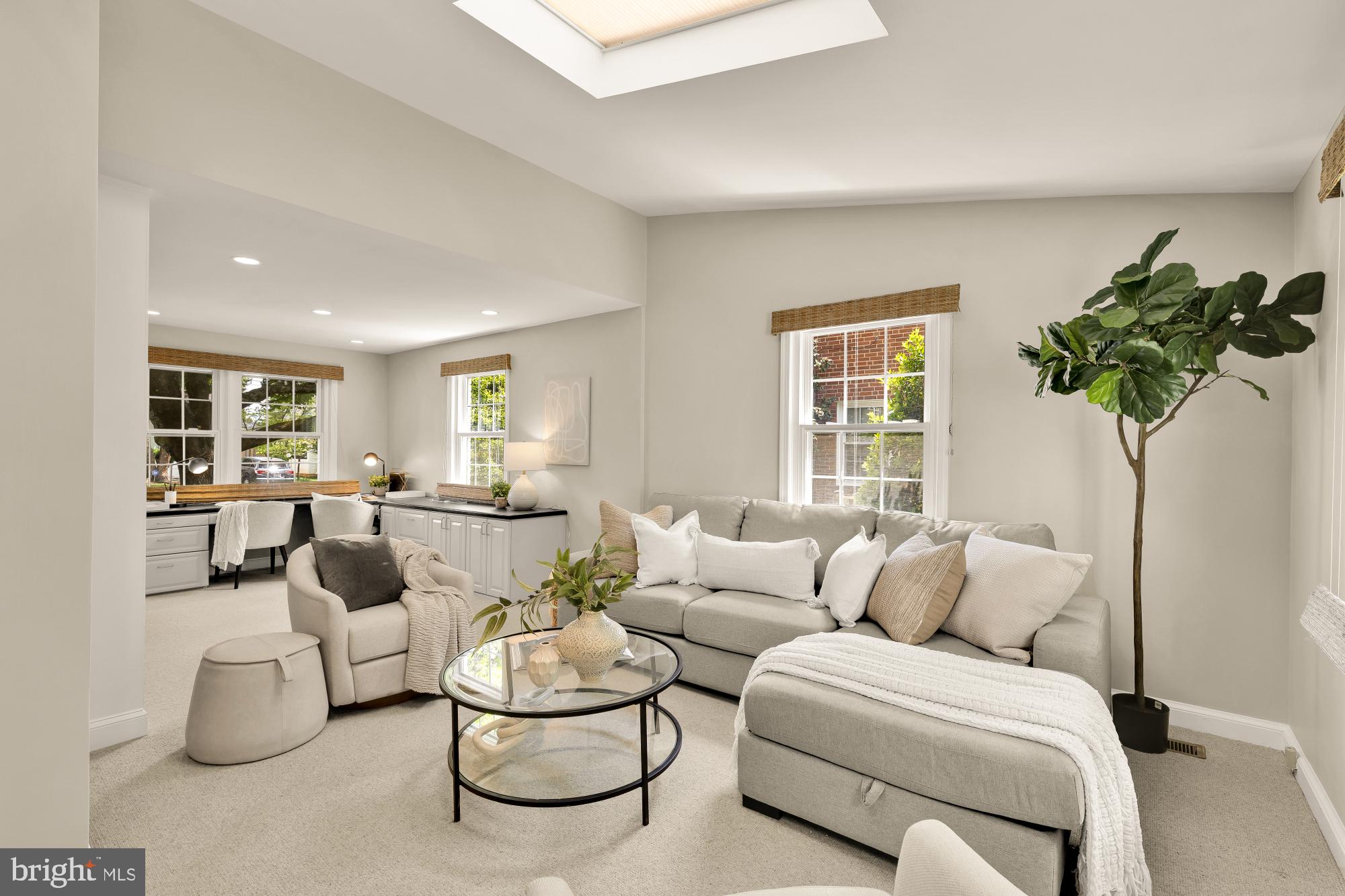 WHEATLEY HILLS - Residential