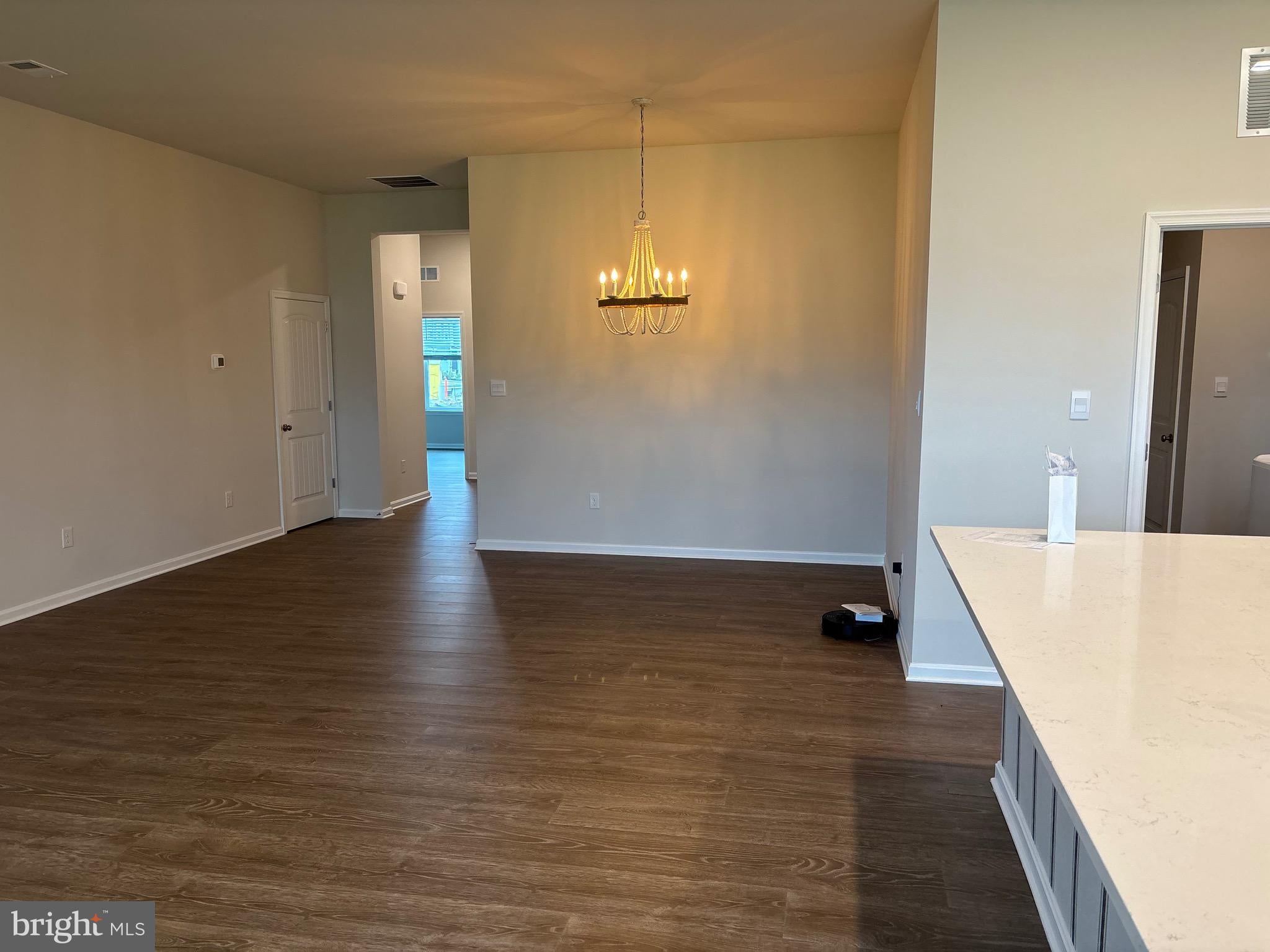 34336 EAST LAKE