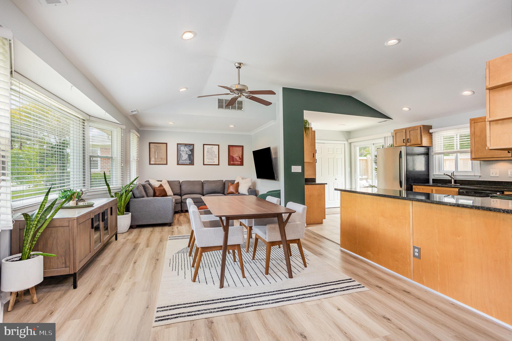 CAMPUS HILLS - Residential