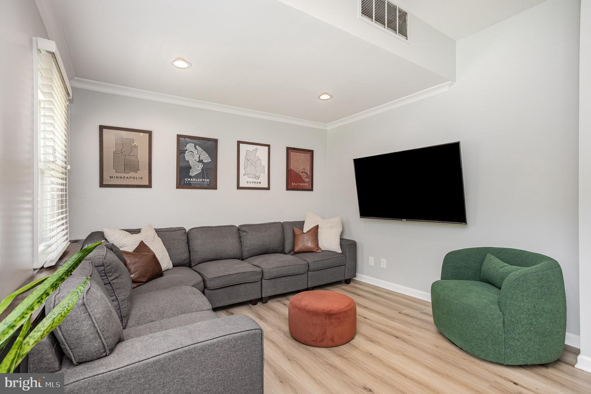 CAMPUS HILLS - Residential