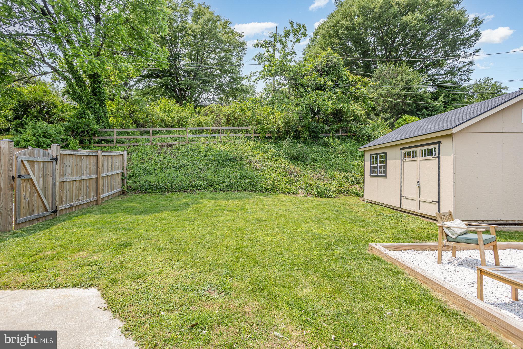 CAMPUS HILLS - Residential