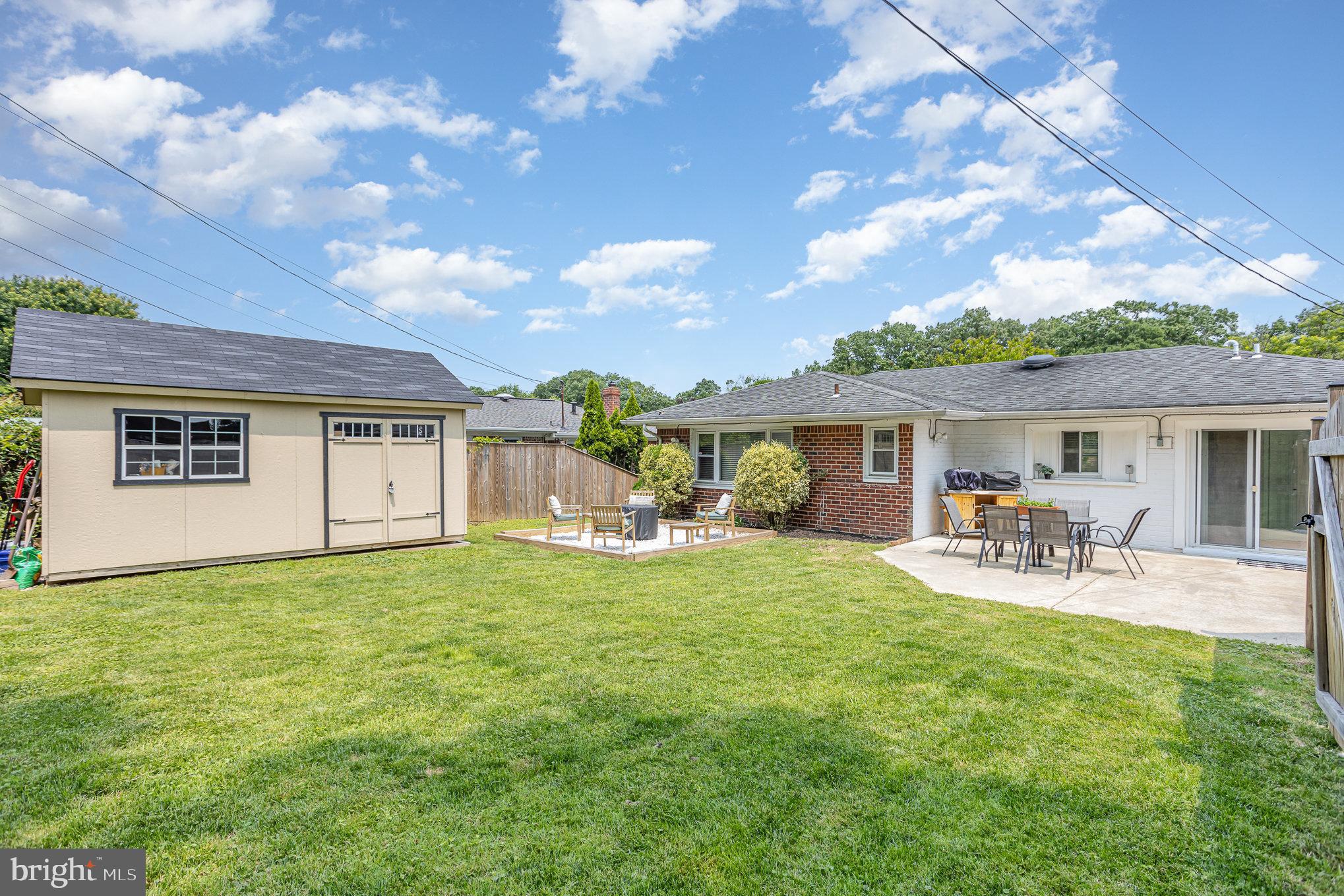 CAMPUS HILLS - Residential