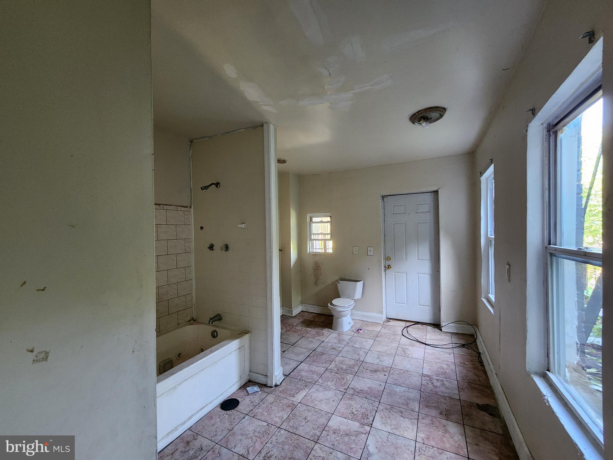 CARROLLTON RIDGE - Residential