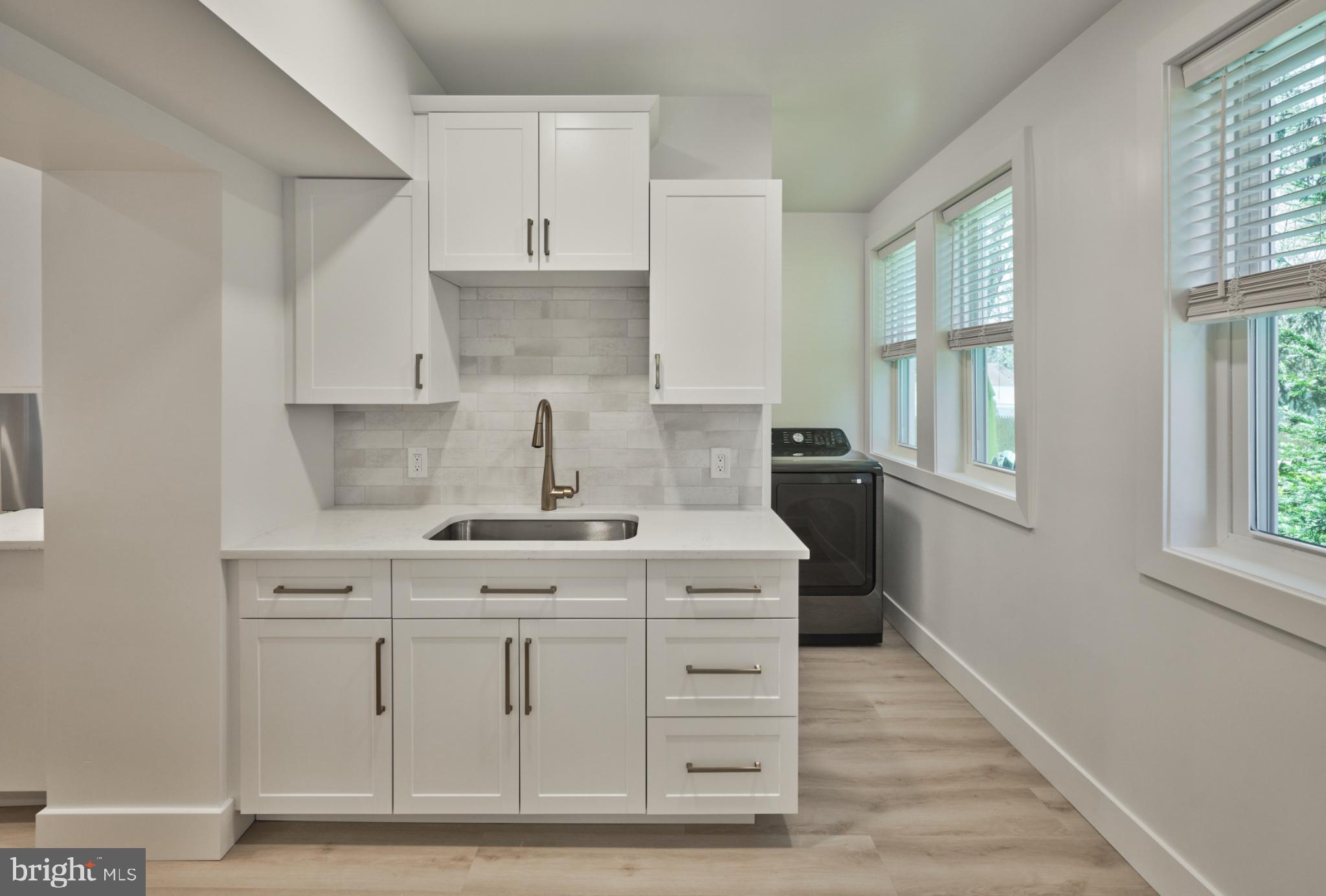 ROWLAND PARK - Residential