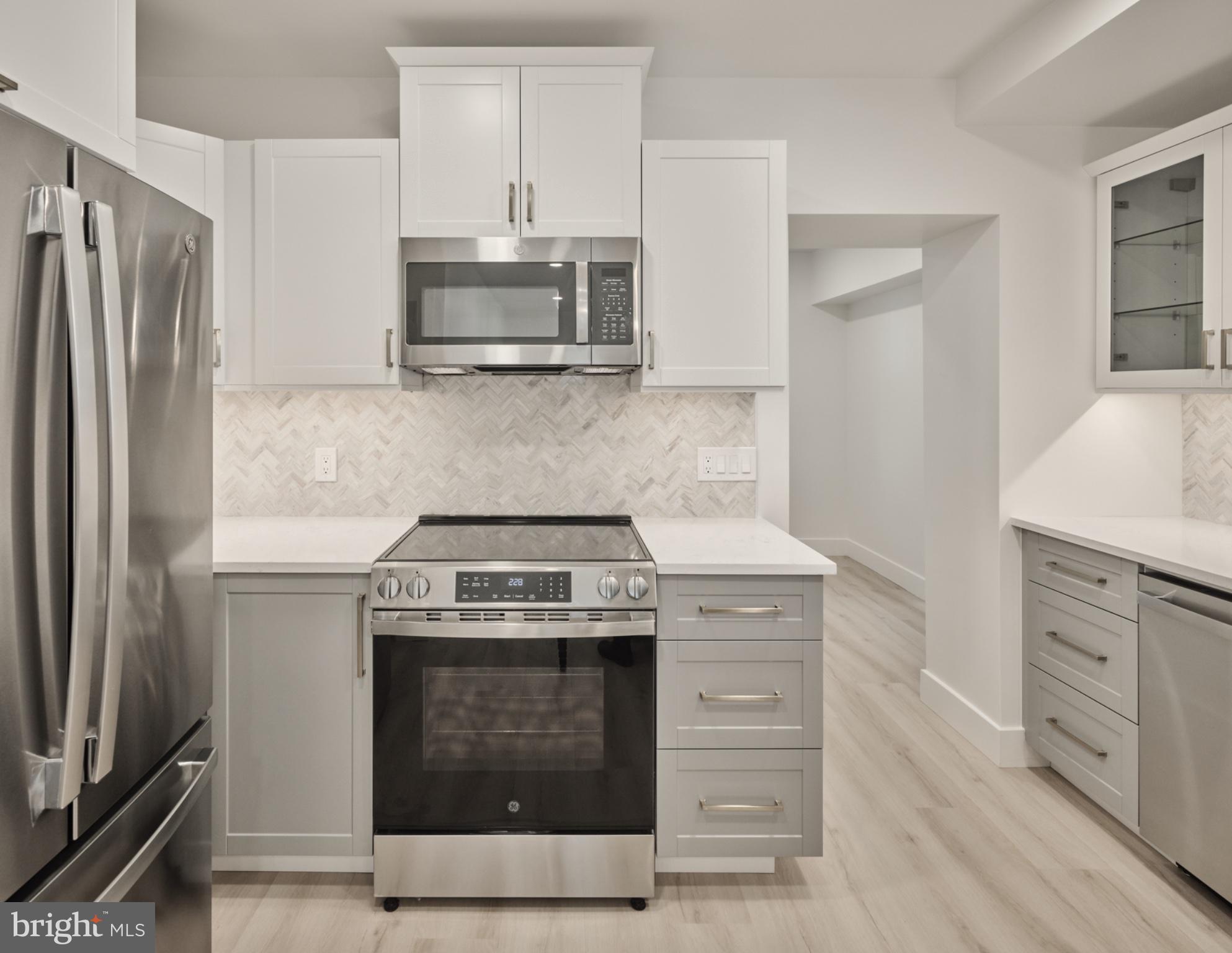 ROWLAND PARK - Residential