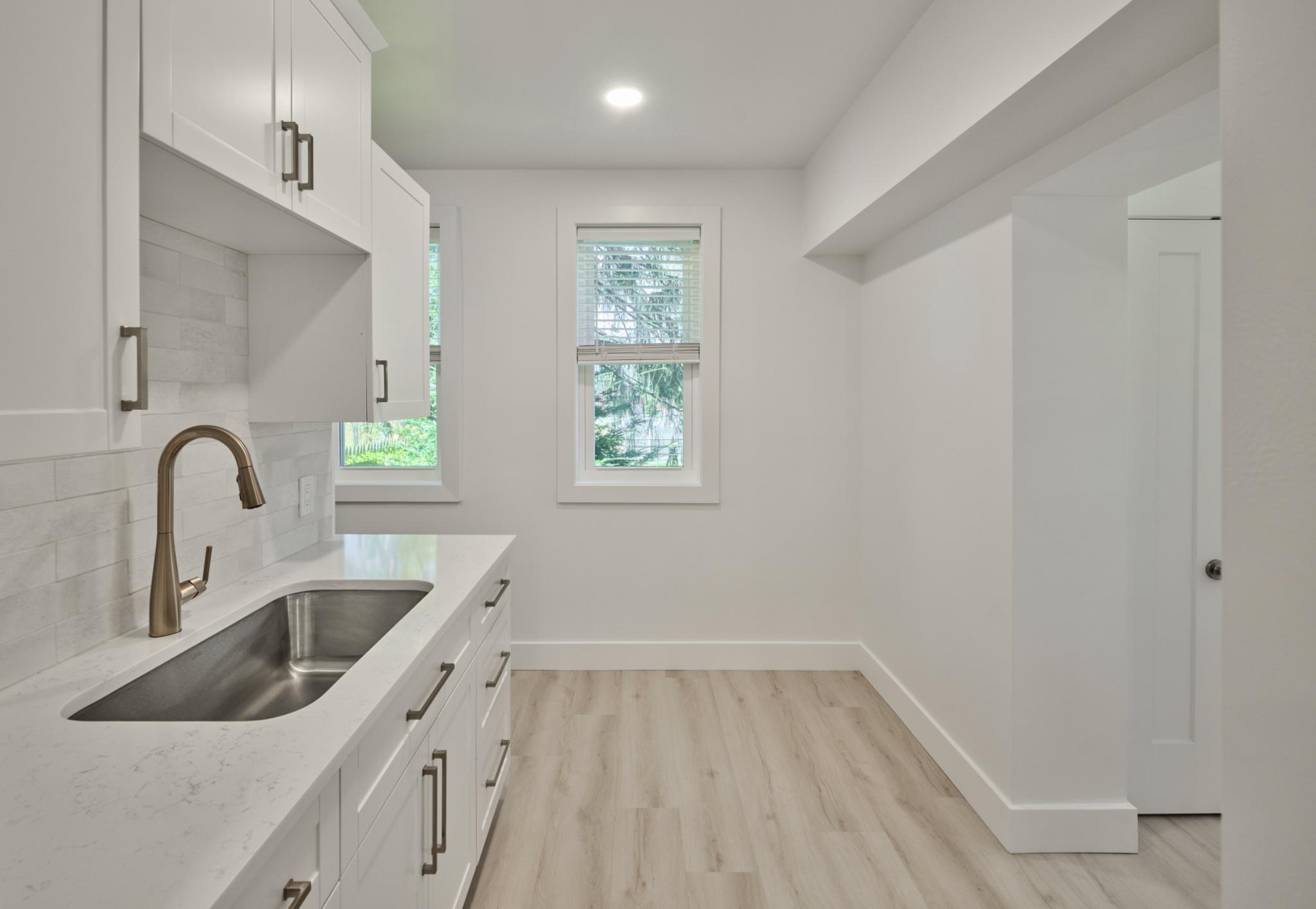 ROWLAND PARK - Residential