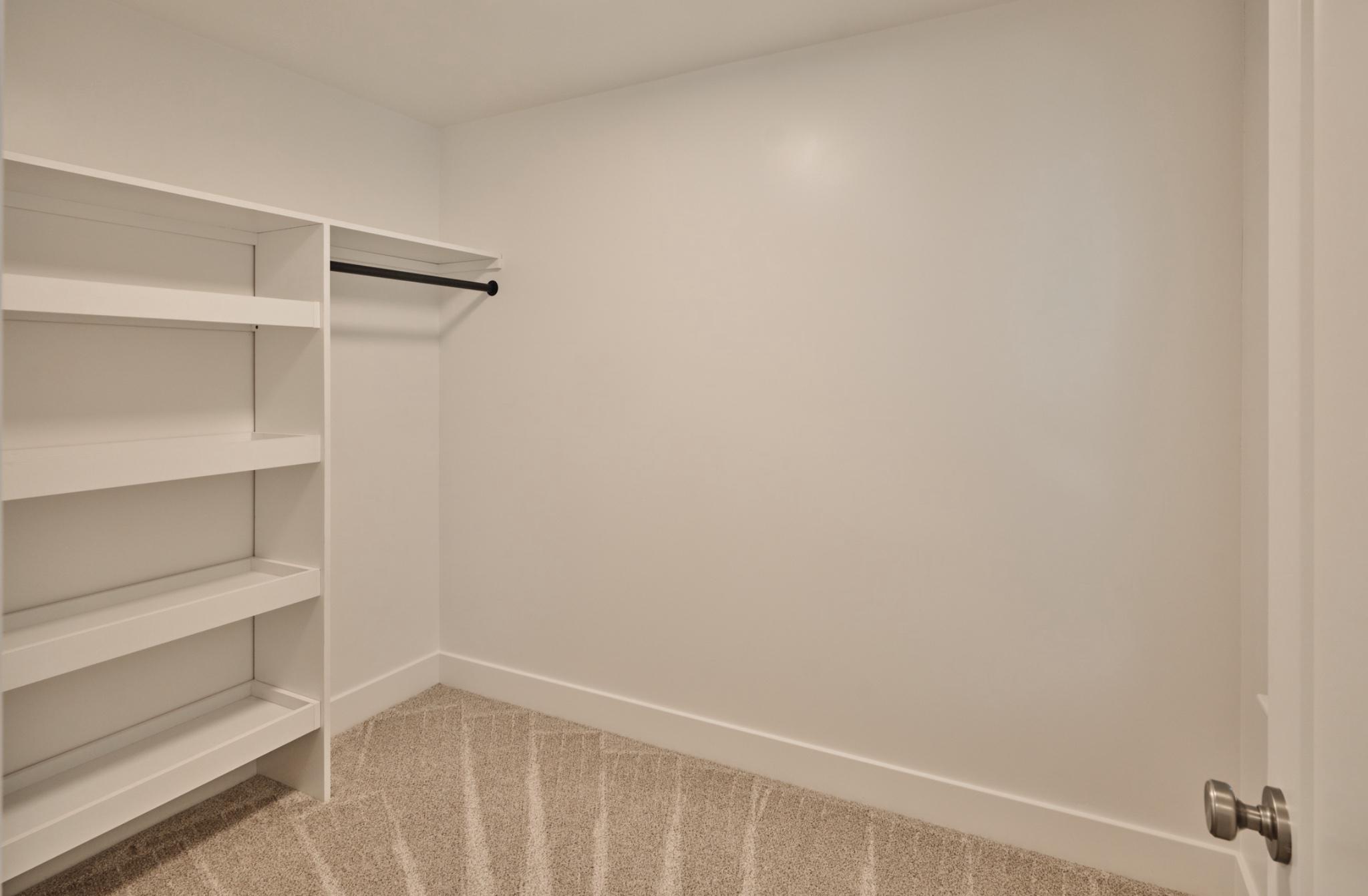 ROWLAND PARK - Residential