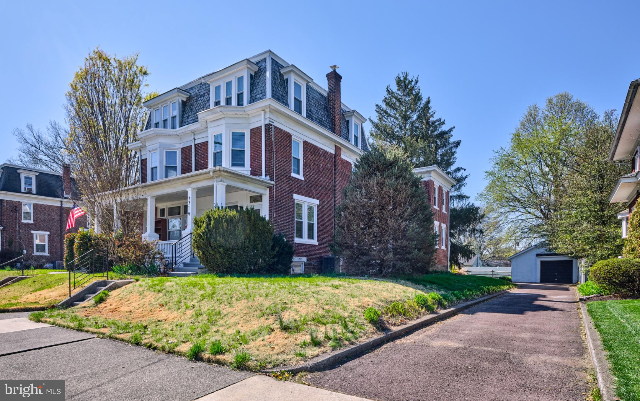 ROWLAND PARK - Residential