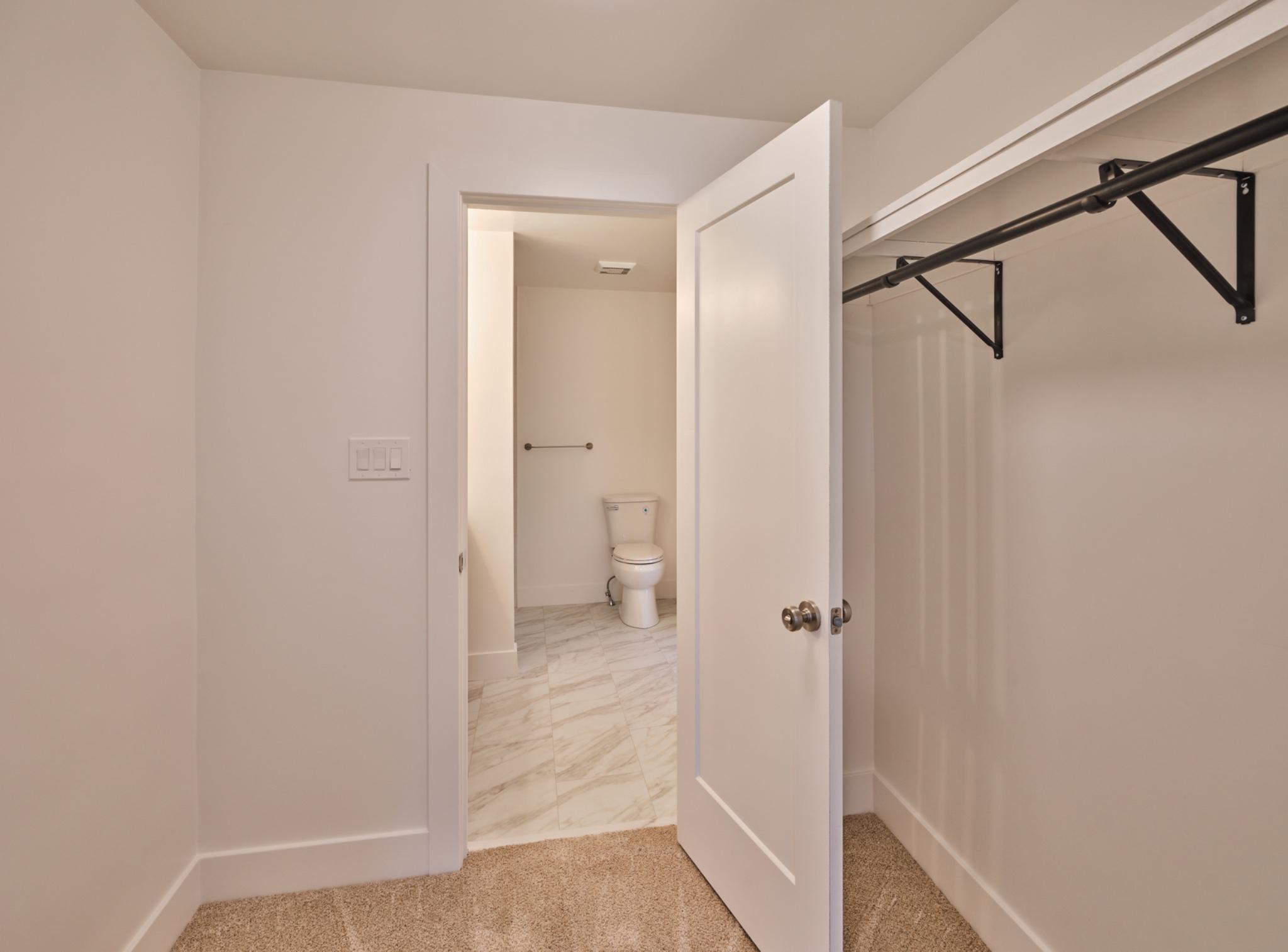 ROWLAND PARK - Residential