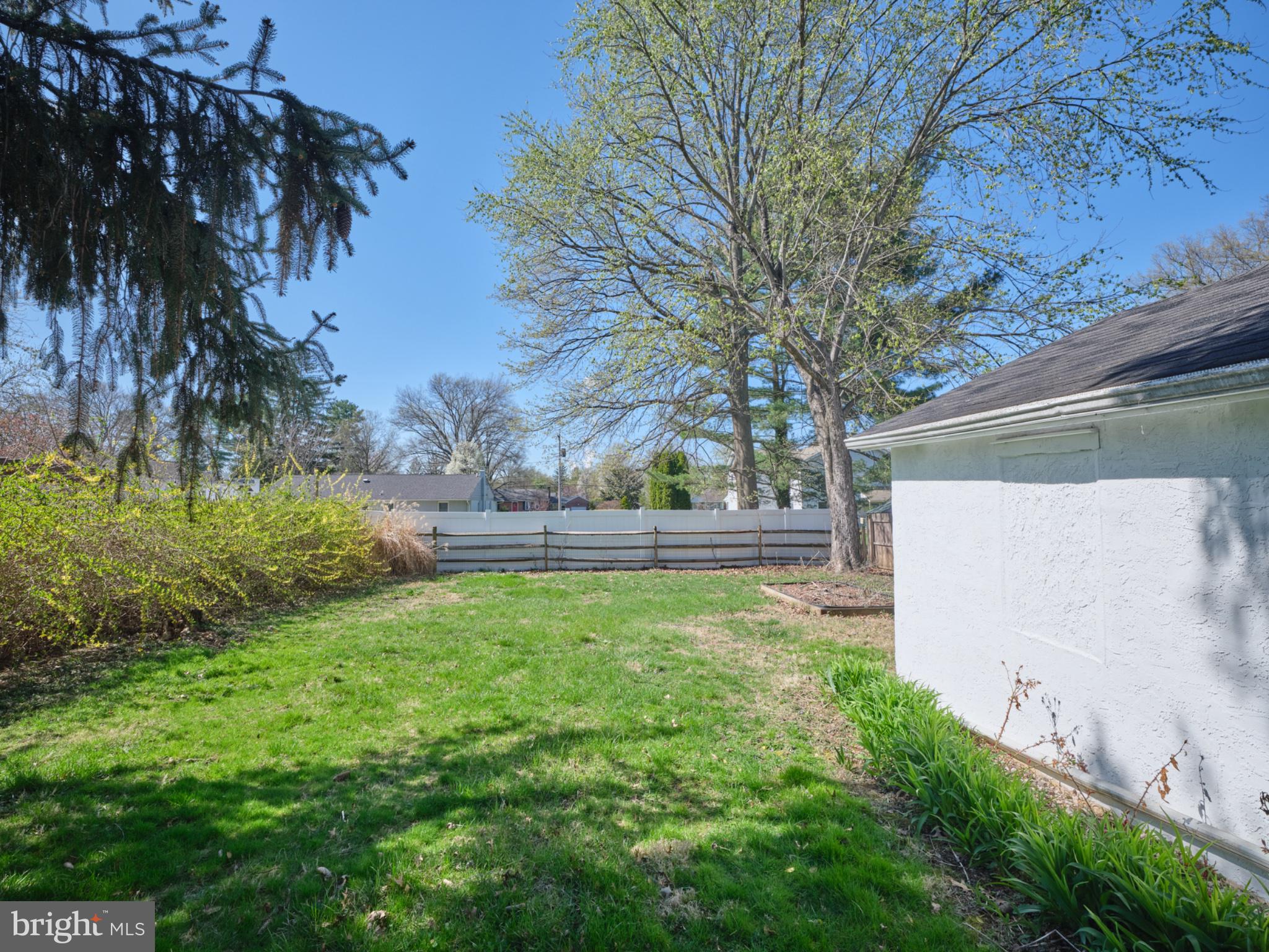 ROWLAND PARK - Residential