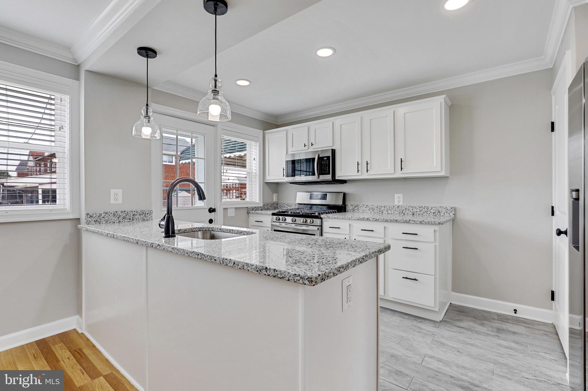 EASTFIELD - Residential