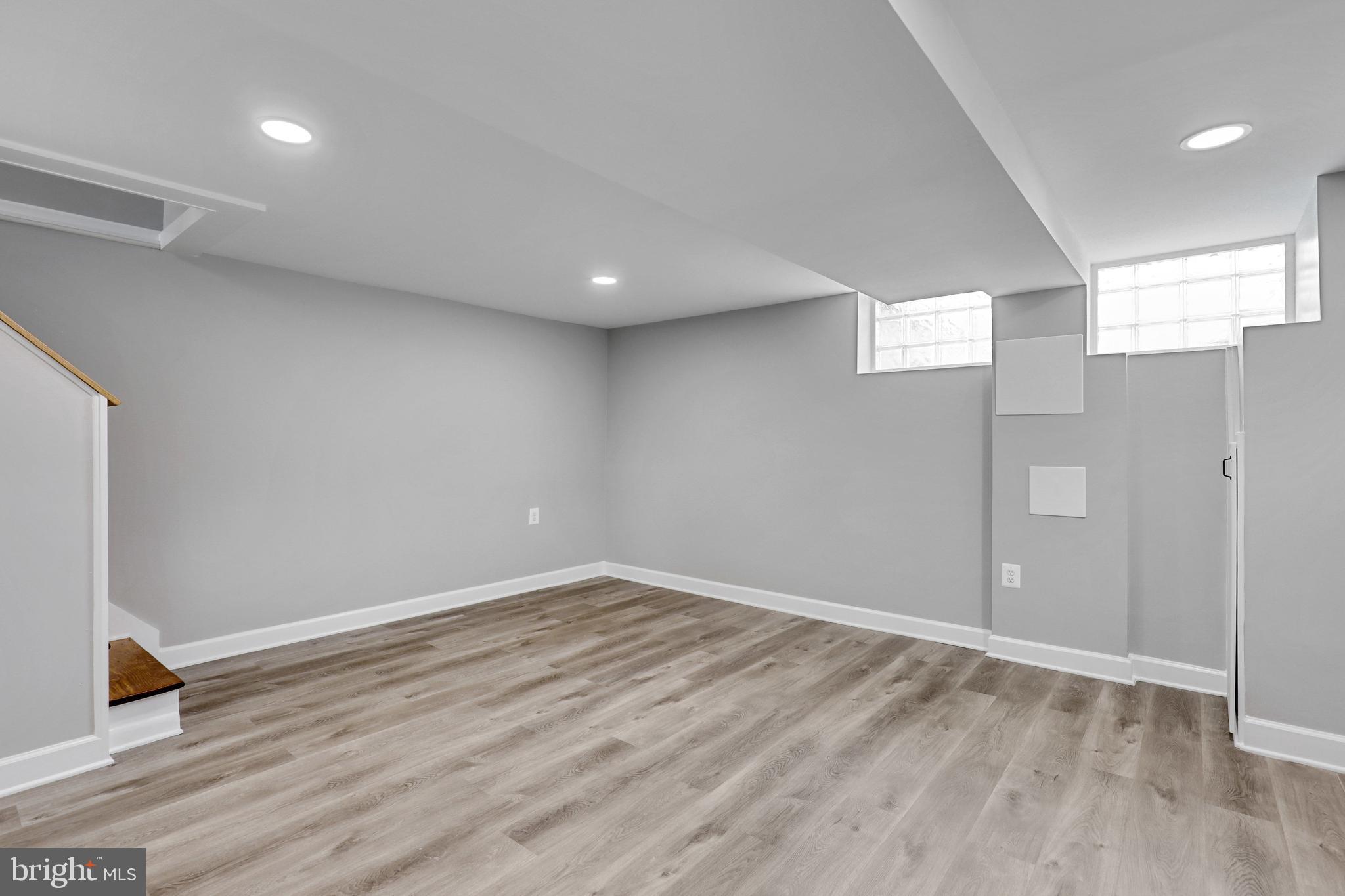 EASTFIELD - Residential