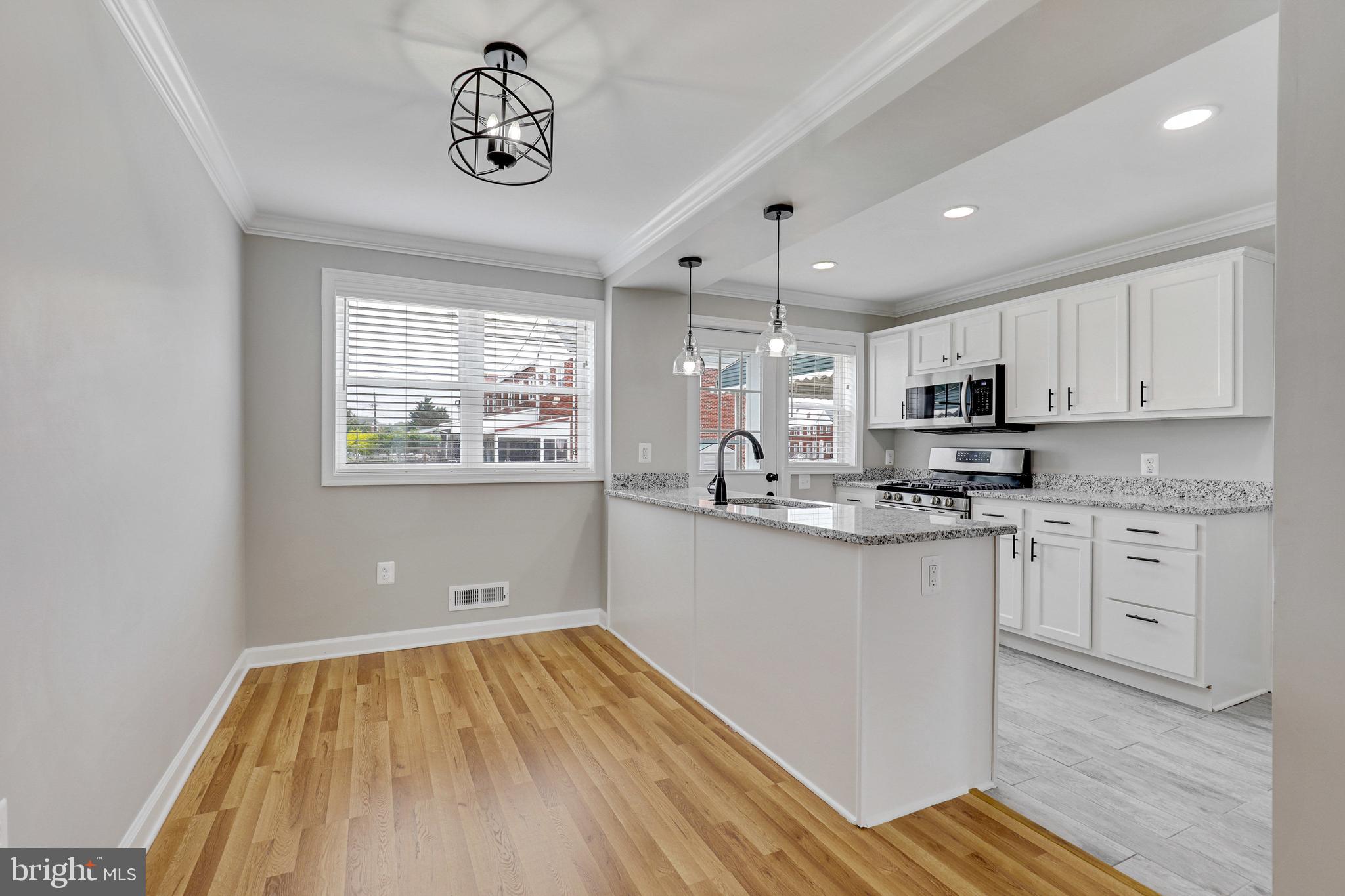 EASTFIELD - Residential