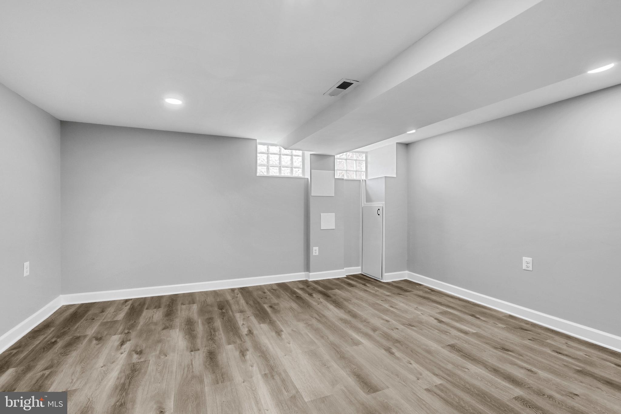 EASTFIELD - Residential