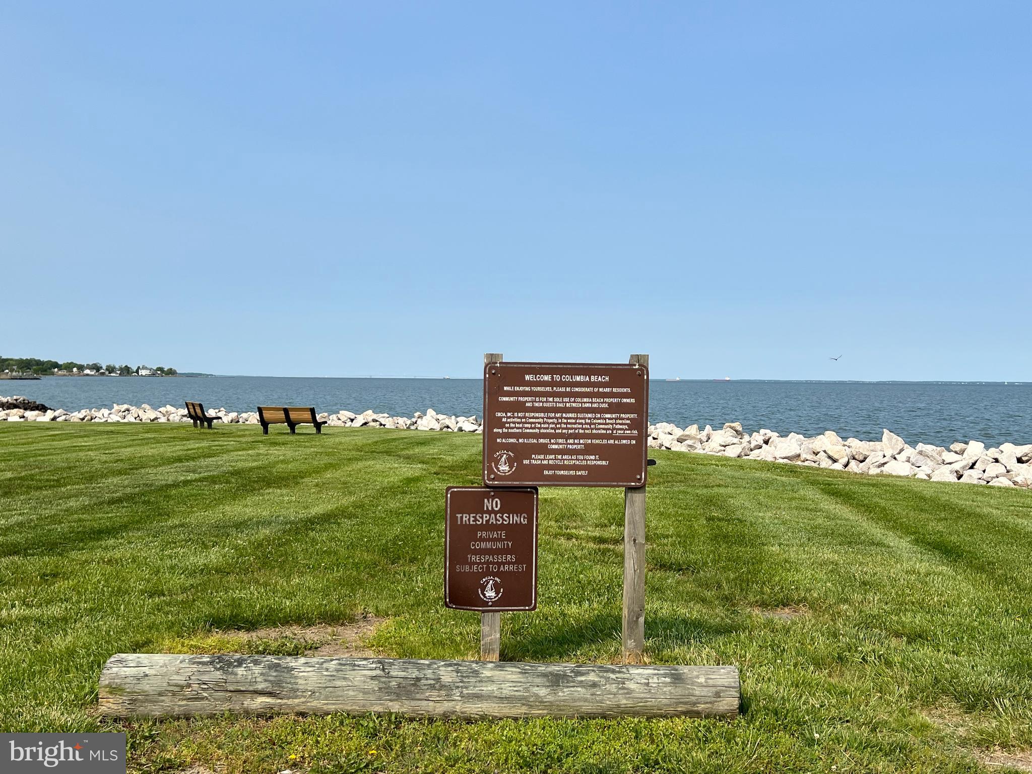 COLUMBIA BEACH - Residential