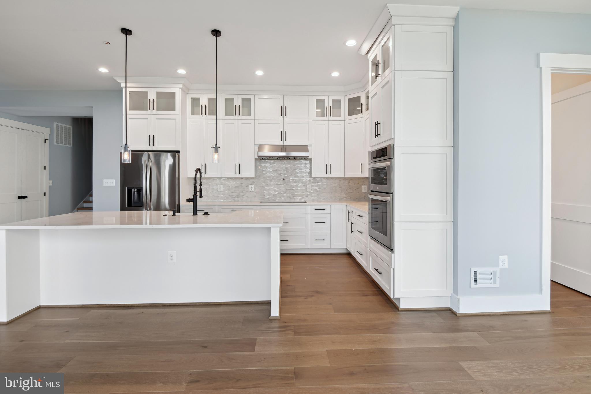 COLUMBIA BEACH - Residential