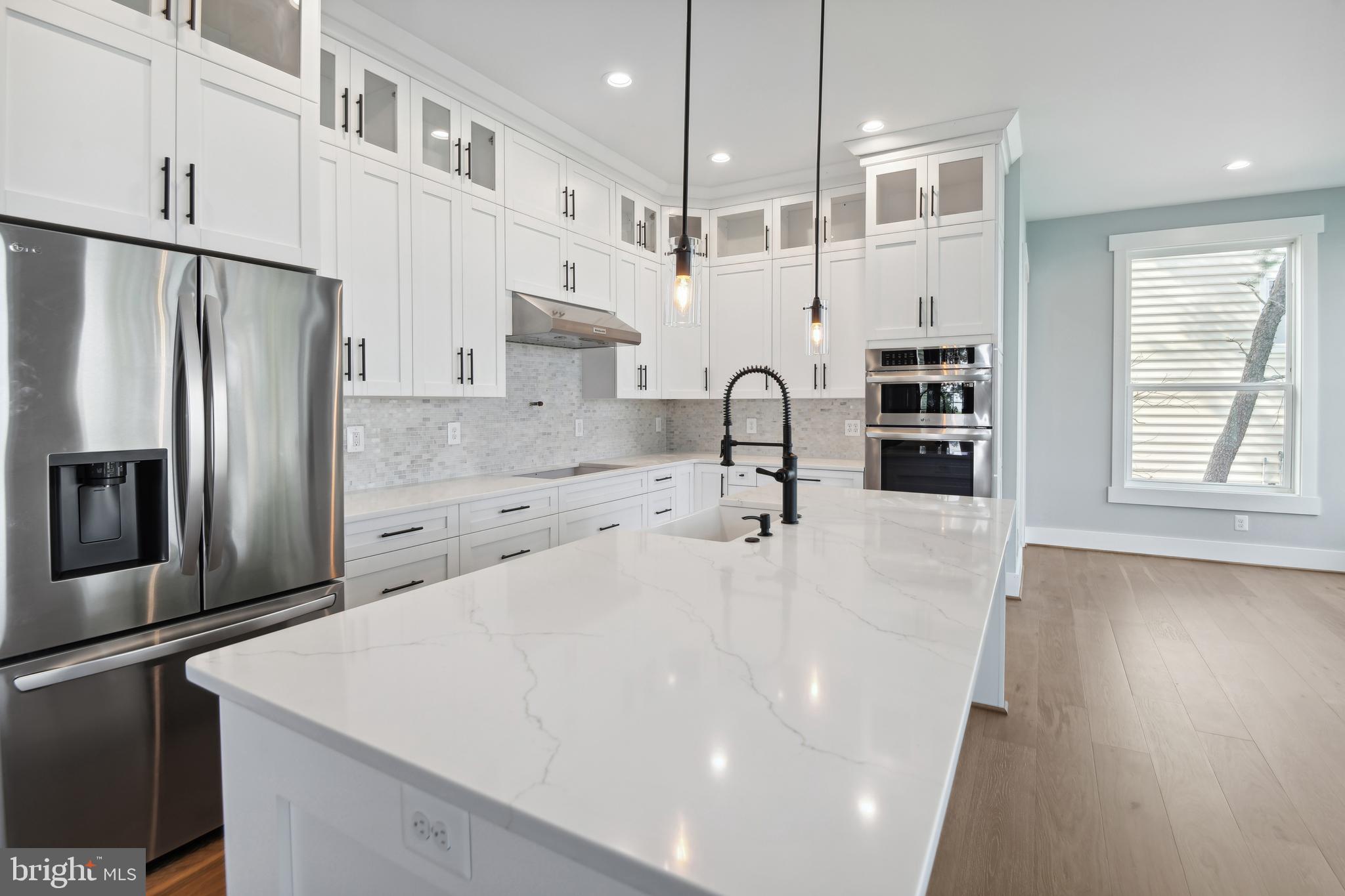 COLUMBIA BEACH - Residential