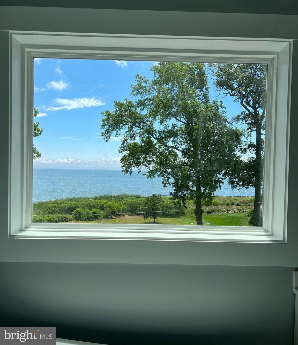 COLUMBIA BEACH - Residential