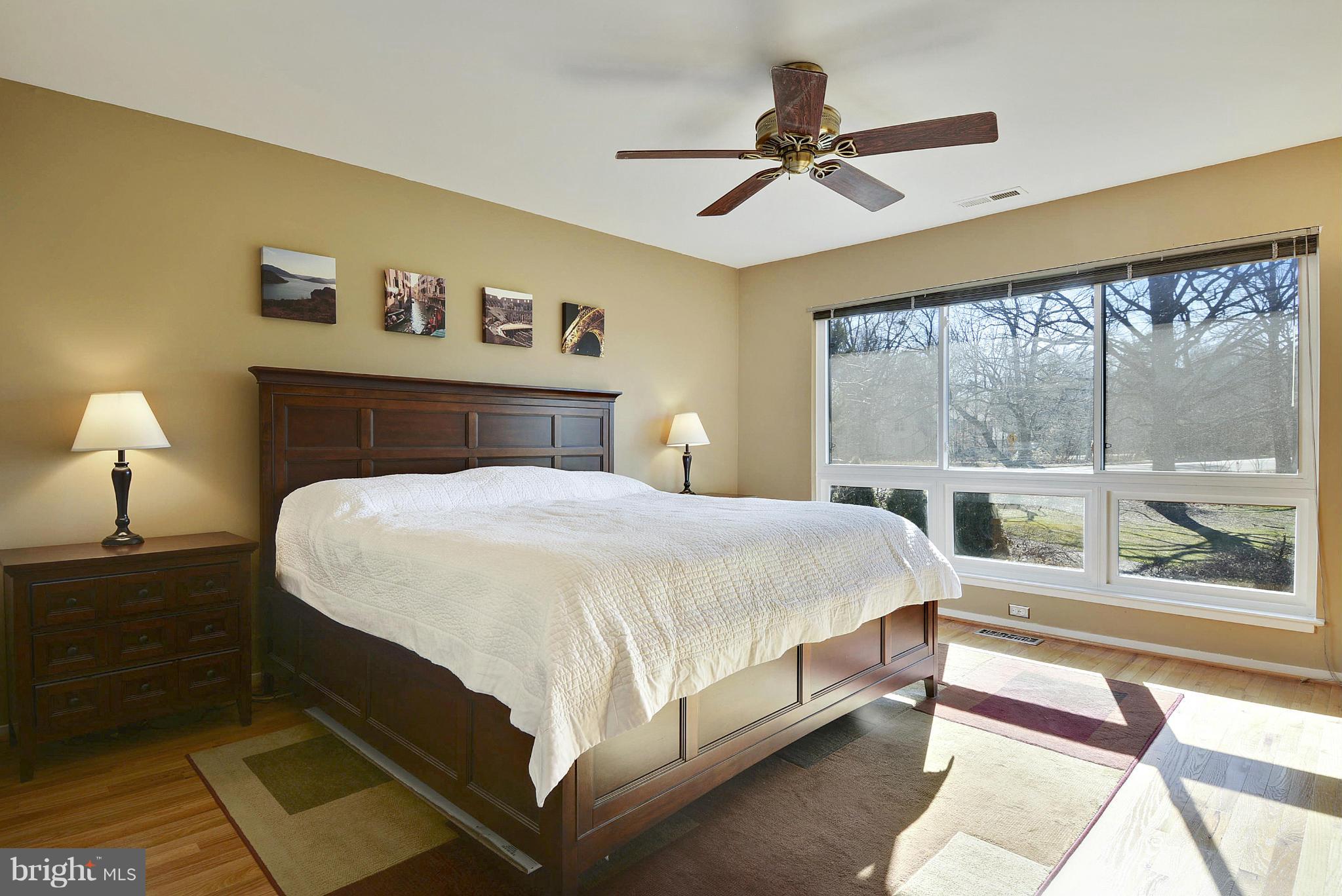 RESTON - Residential