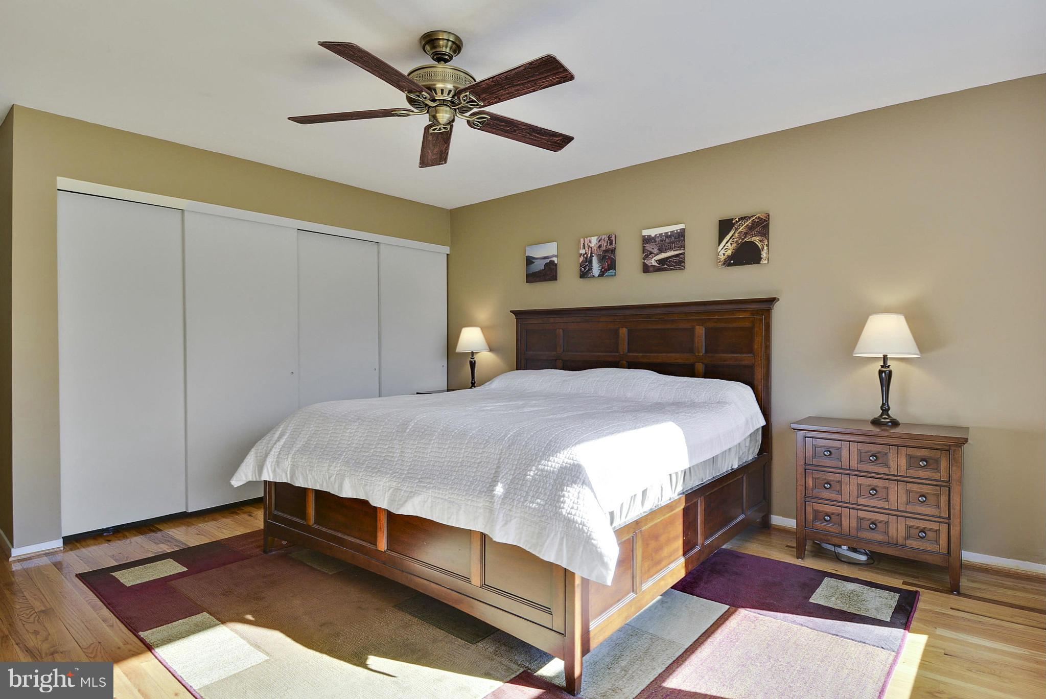 RESTON - Residential