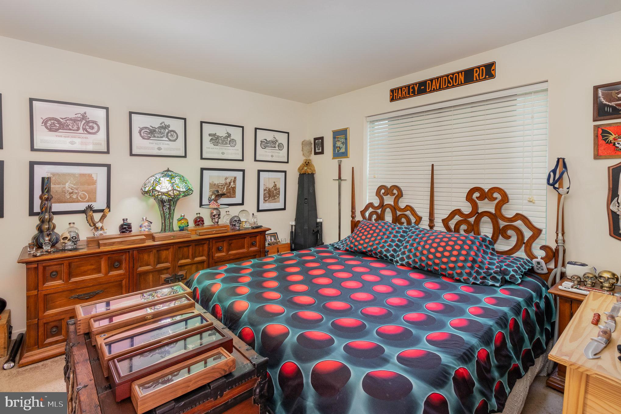 CASTLETON - Residential