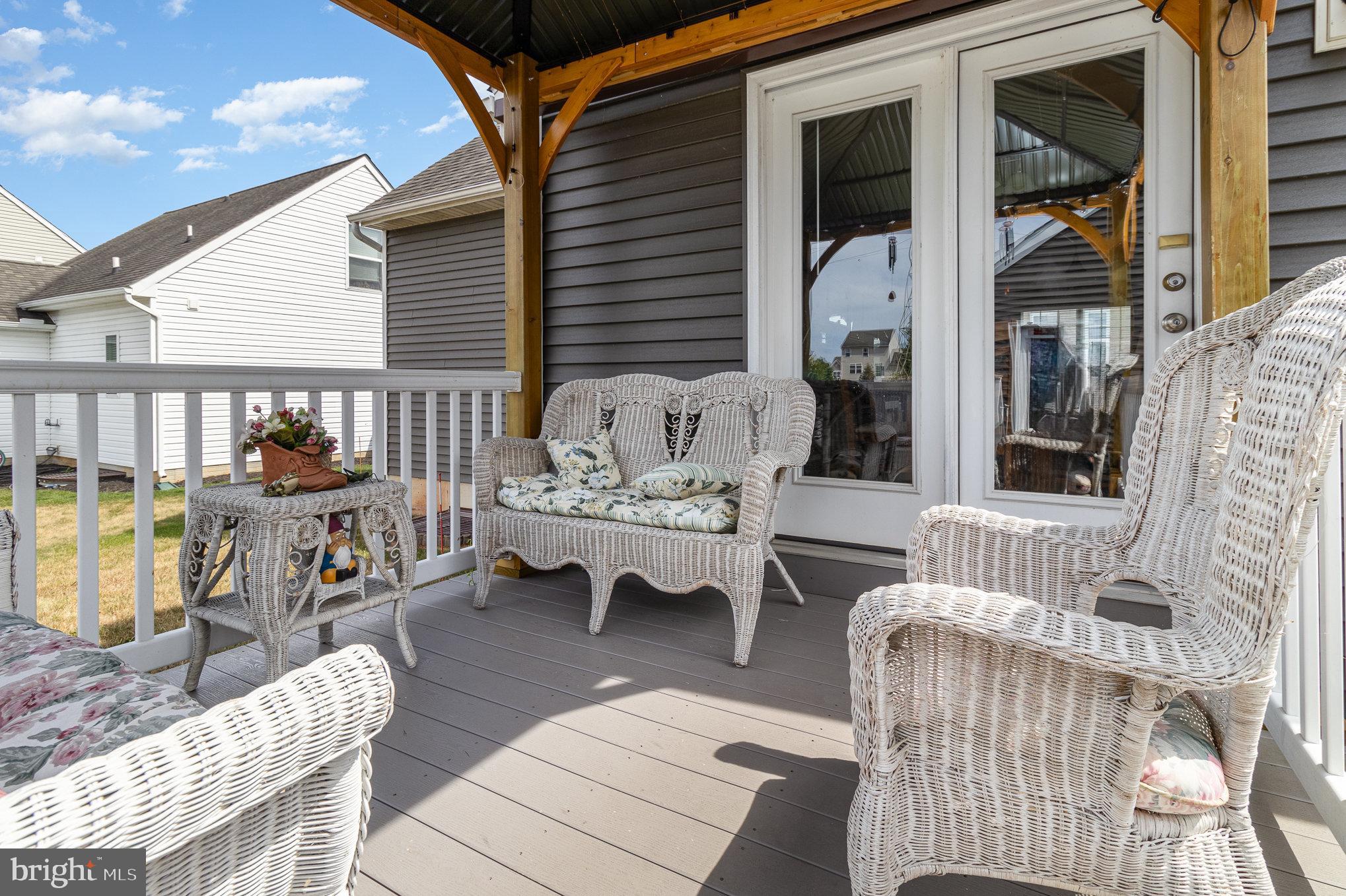 CASTLETON - Residential