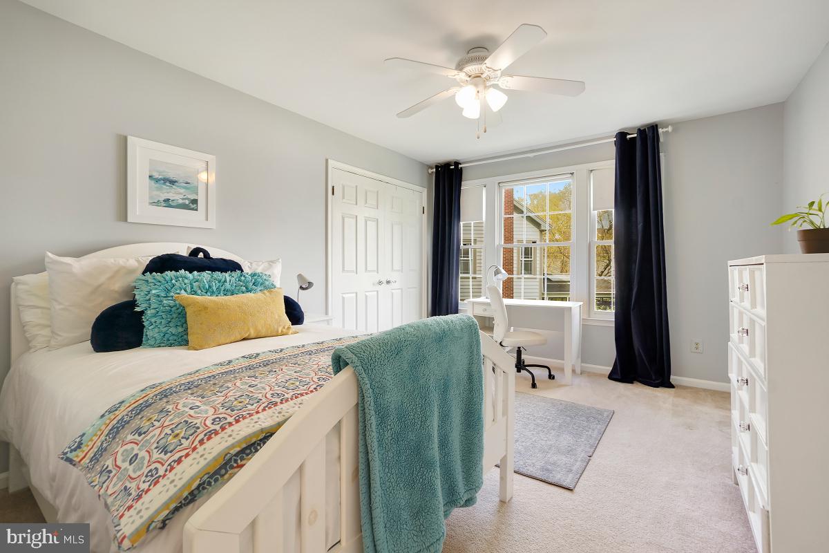 MEADOW HALL - Residential